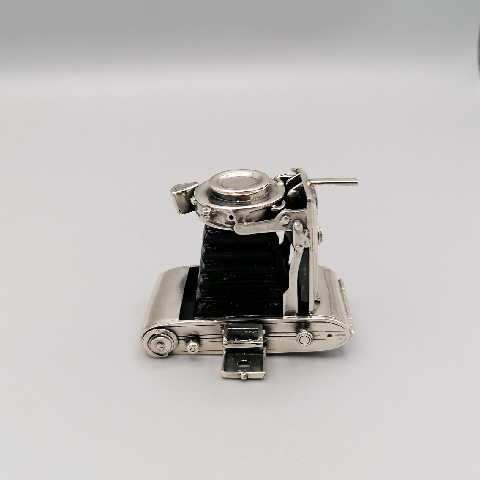 italien 20ème siècle miniature en argent sterling de l'appareil photo en vente