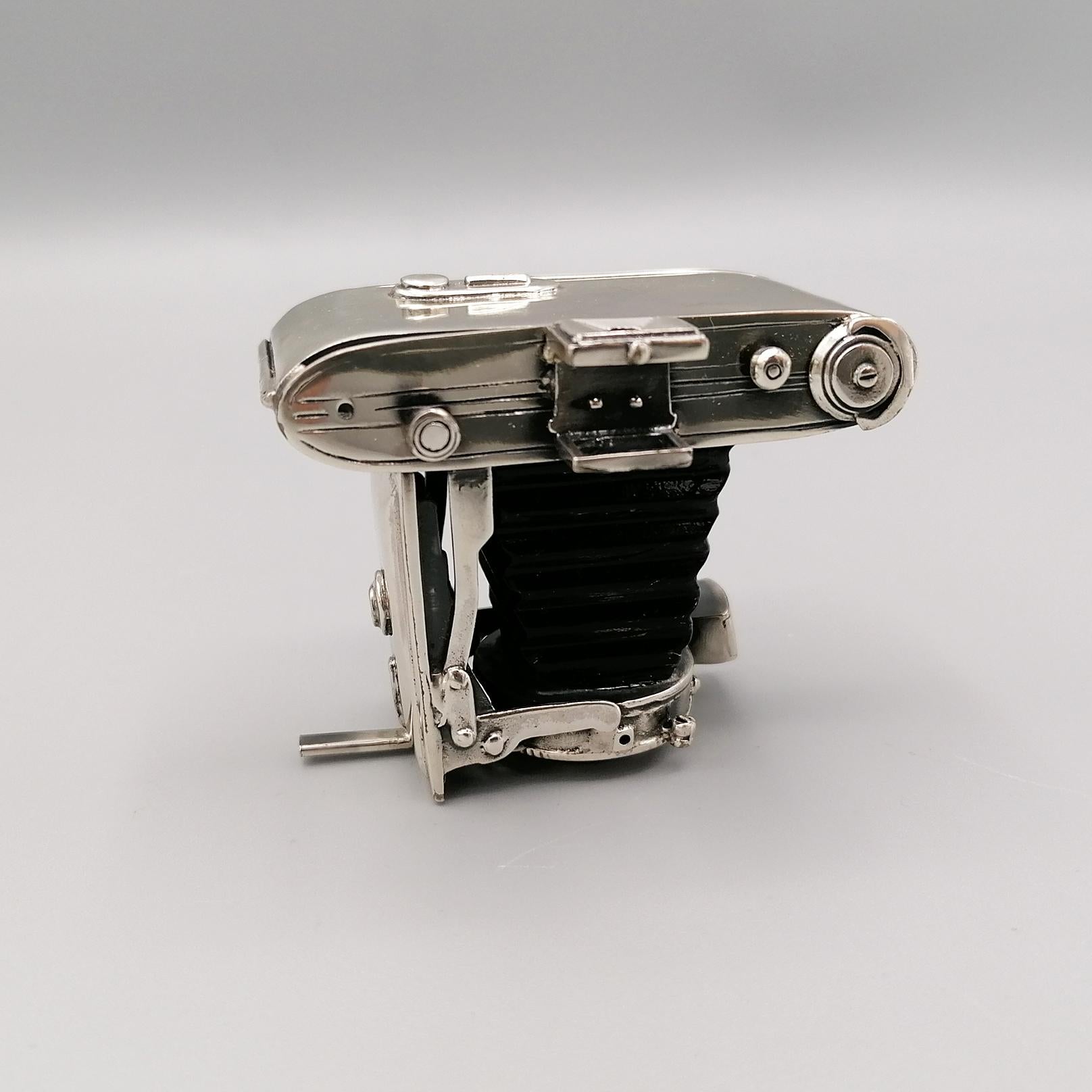 20th Century Miniature in Sterling Silver of Camera In Excellent Condition For Sale In VALENZA, IT