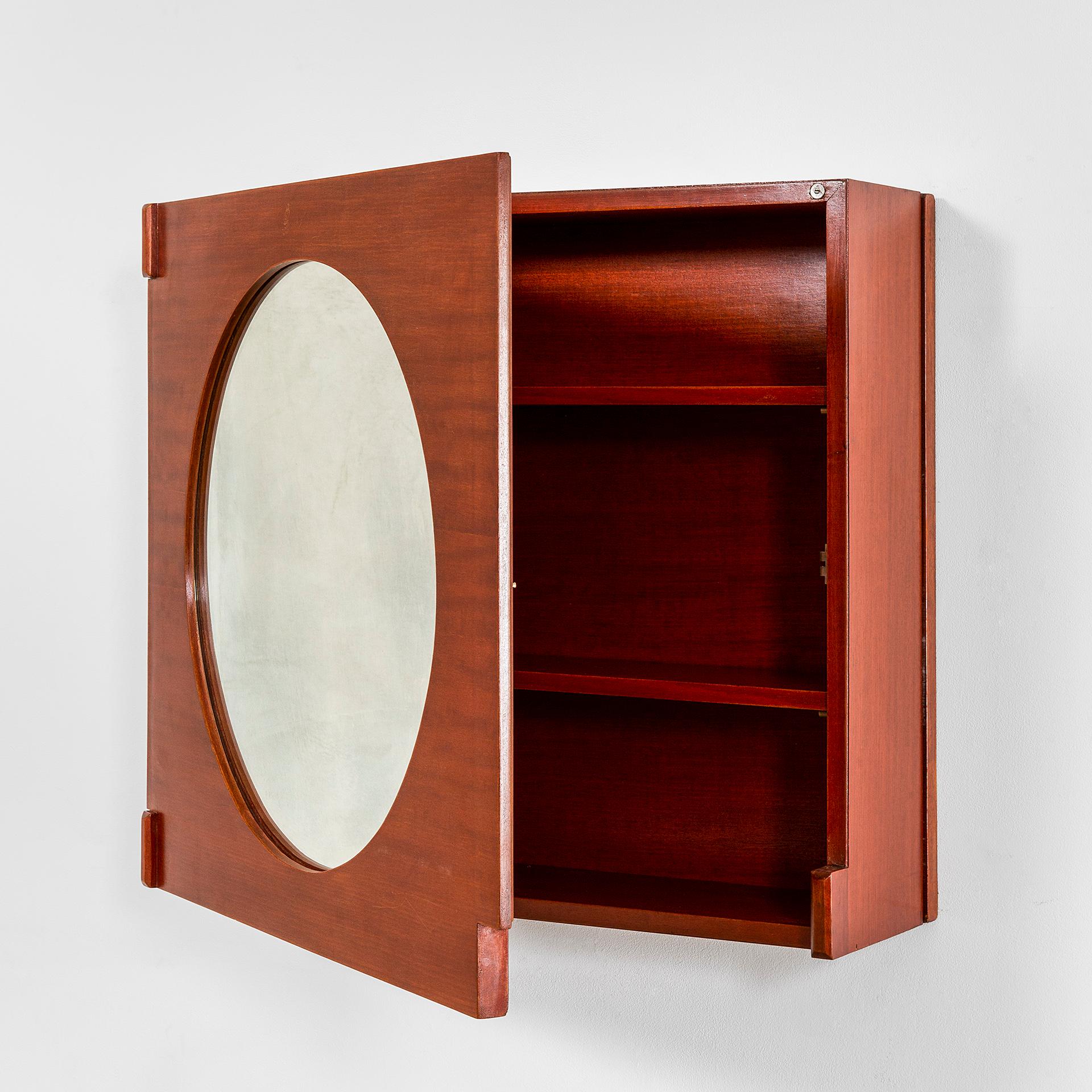 italien Meuble de rangement en bois avec miroir du 20ème siècle attribué à Ico Parisi avec étagères des années 50