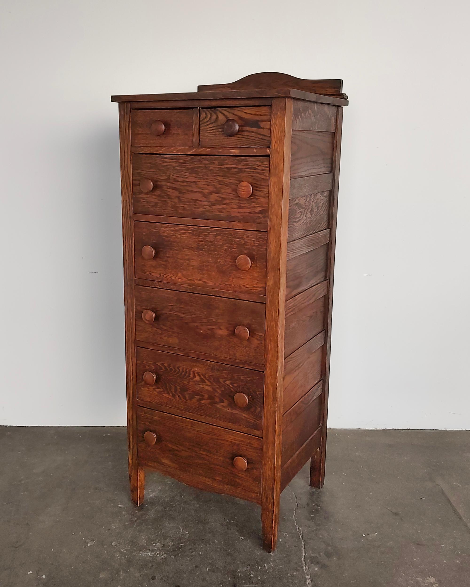 20th Century Mission Solid Oak Narrow Chest of Drawers In Good Condition In Hawthorne, CA