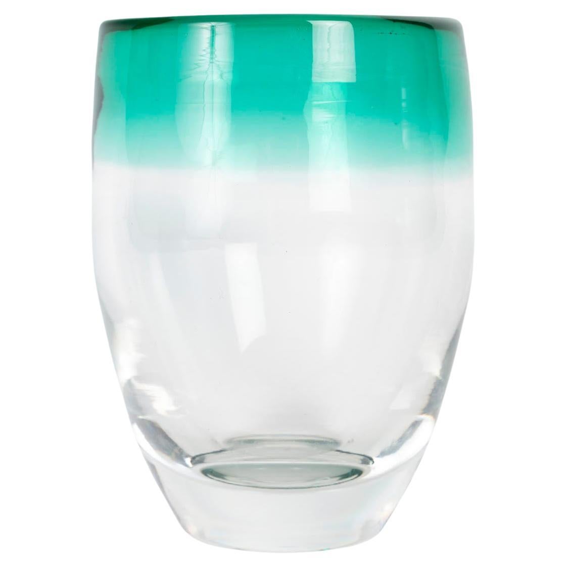 Vaso di cristallo sfumato verde arte moderna del XX secolo.