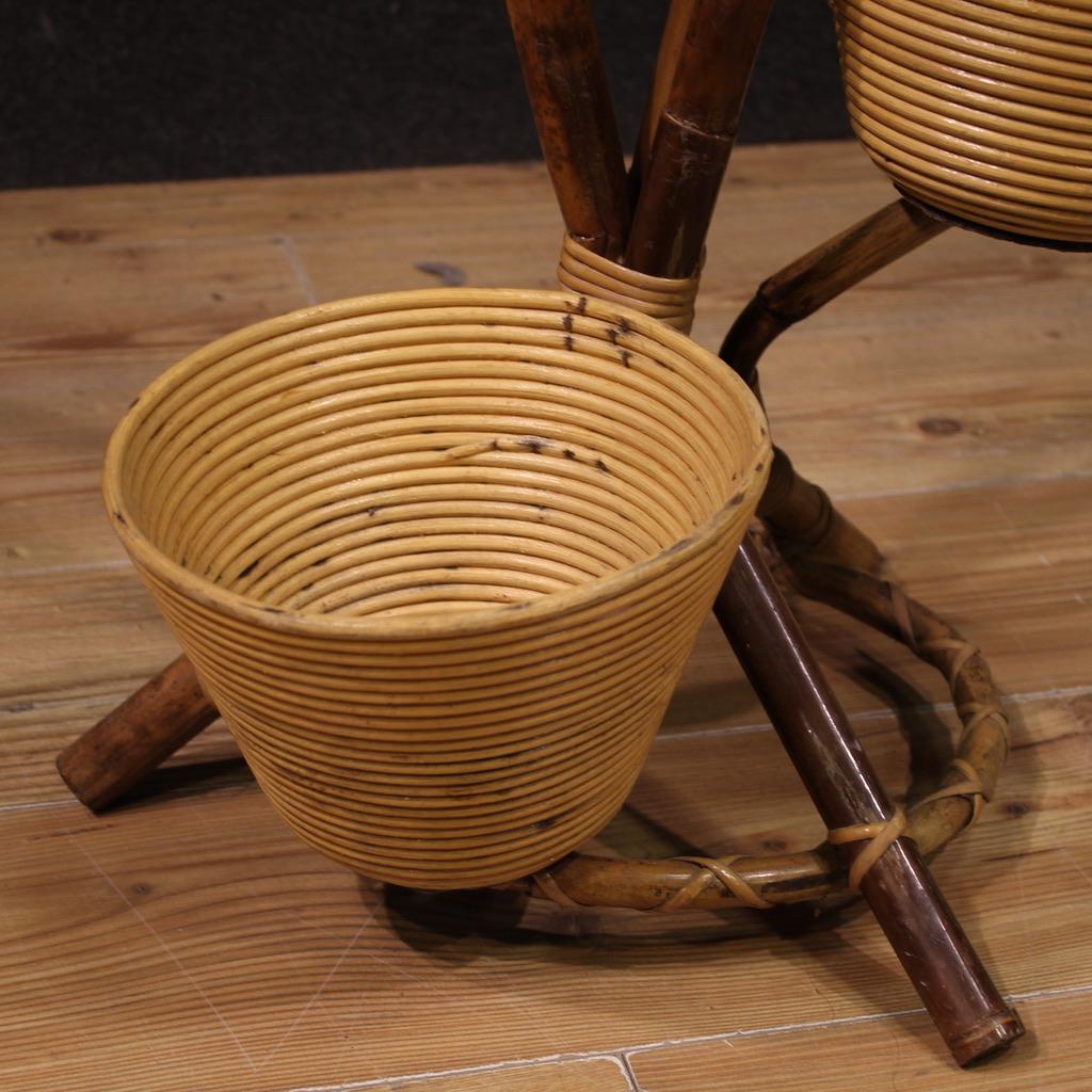 jarrón de madera de bambú italiano de diseño moderno del siglo XX Soporte para plantas, 1960 en venta 4