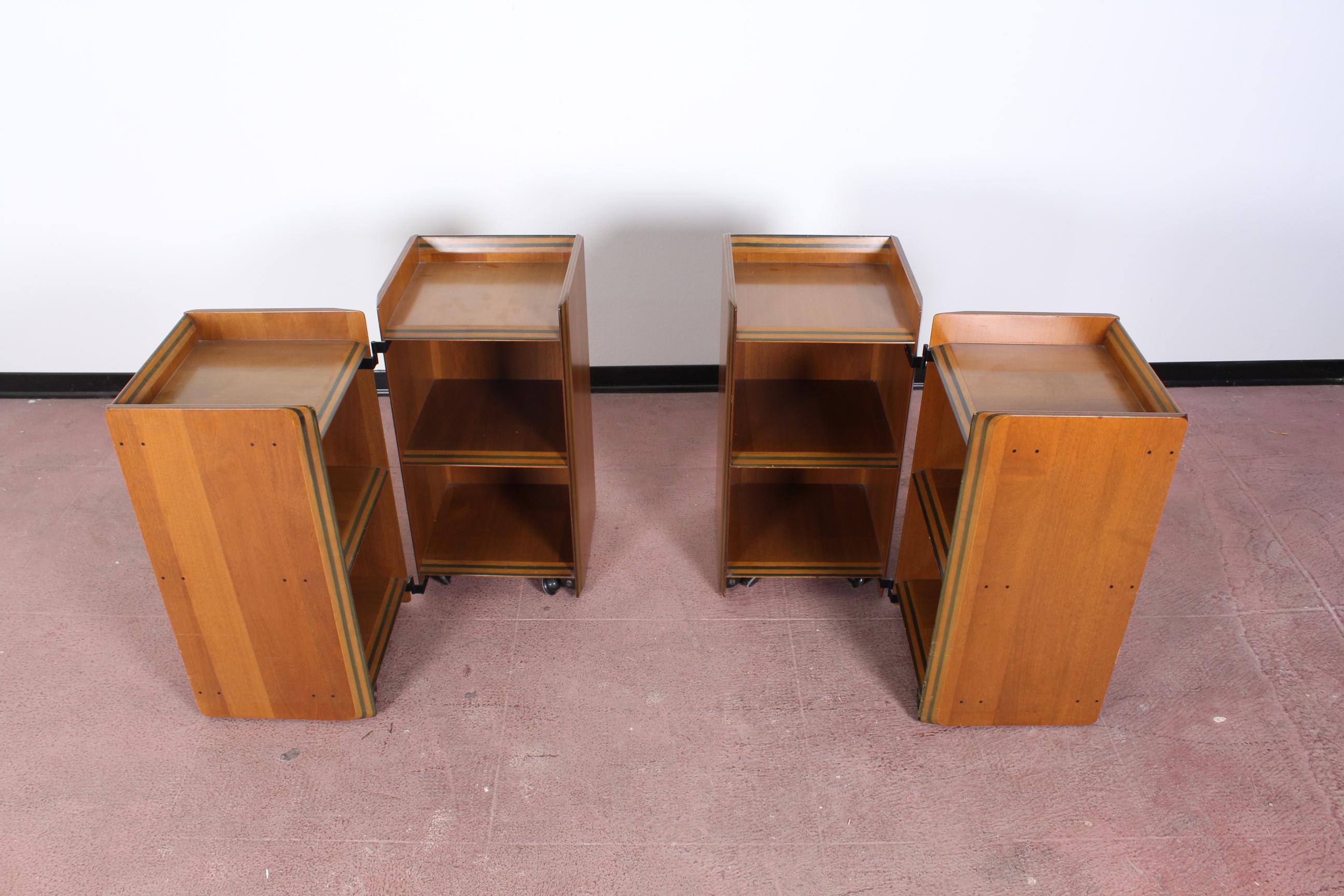 Model Artona nightstand, in walnut, designed By Afra & Tobia Scarpa, for Maxalto by B&B Italia, Italy, circa 1970.
This nightstand was designed during the first period of the Artona collection, it is produced in solid striped walnut. In good