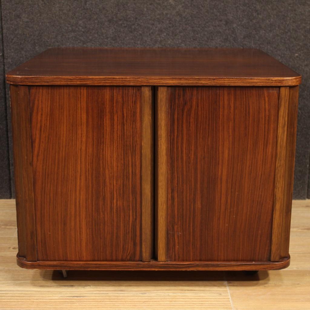 Legno 20th Century Modern Design Wood Italian Coffee Table, 1970 in vendita