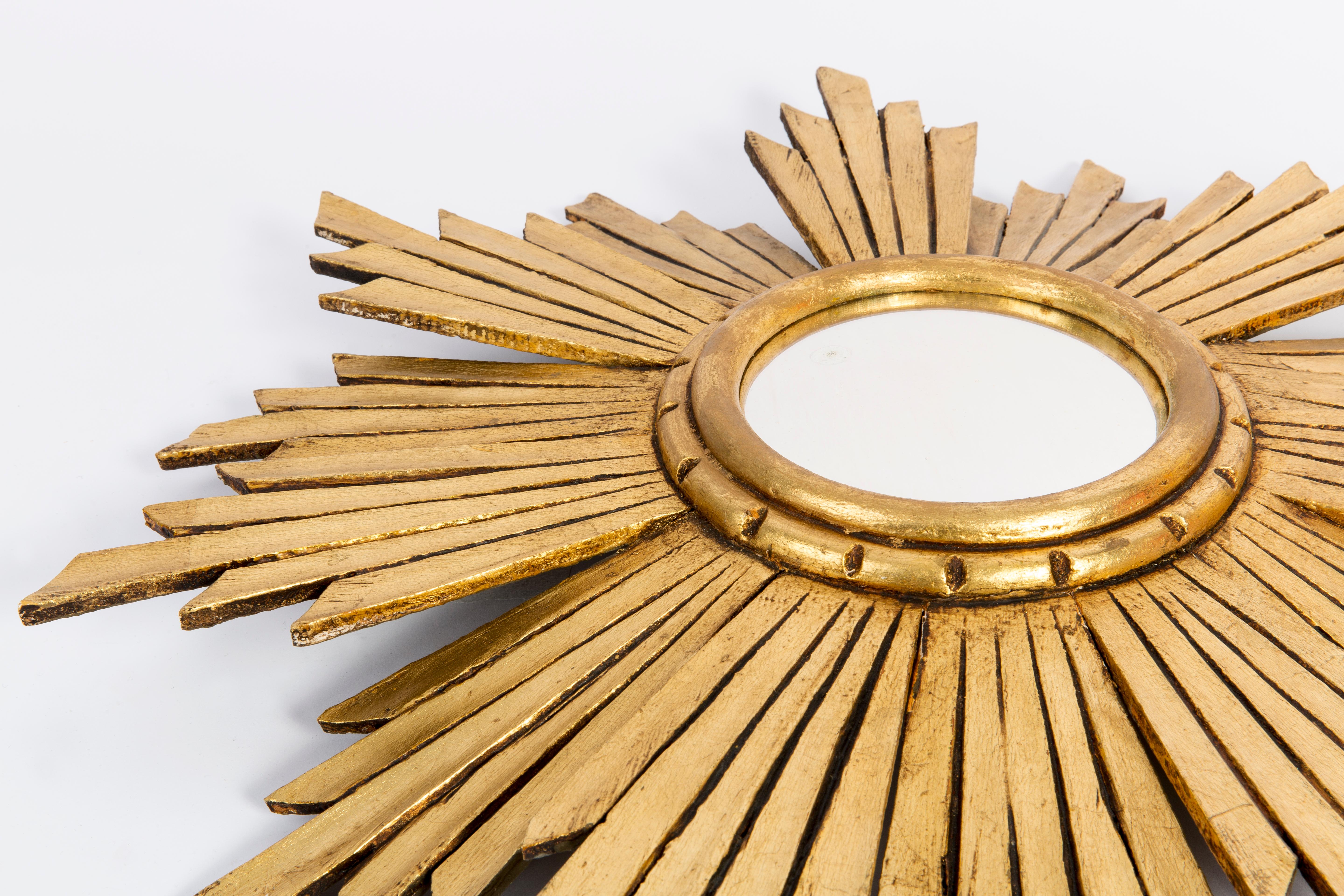 20th Century Modern Gold Italian Big Sunburst Mirror, Giltwood, 1960s For Sale 2