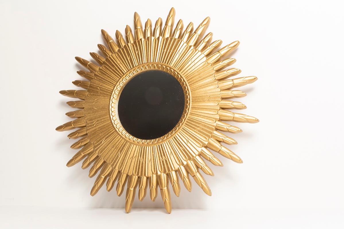 20e siècle, moderne Miroir à gros soleil italien doré, bois doré, années 1960 en vente 2