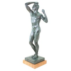 Scultura moderna di nudo in bronzo patinato verde del XX secolo
