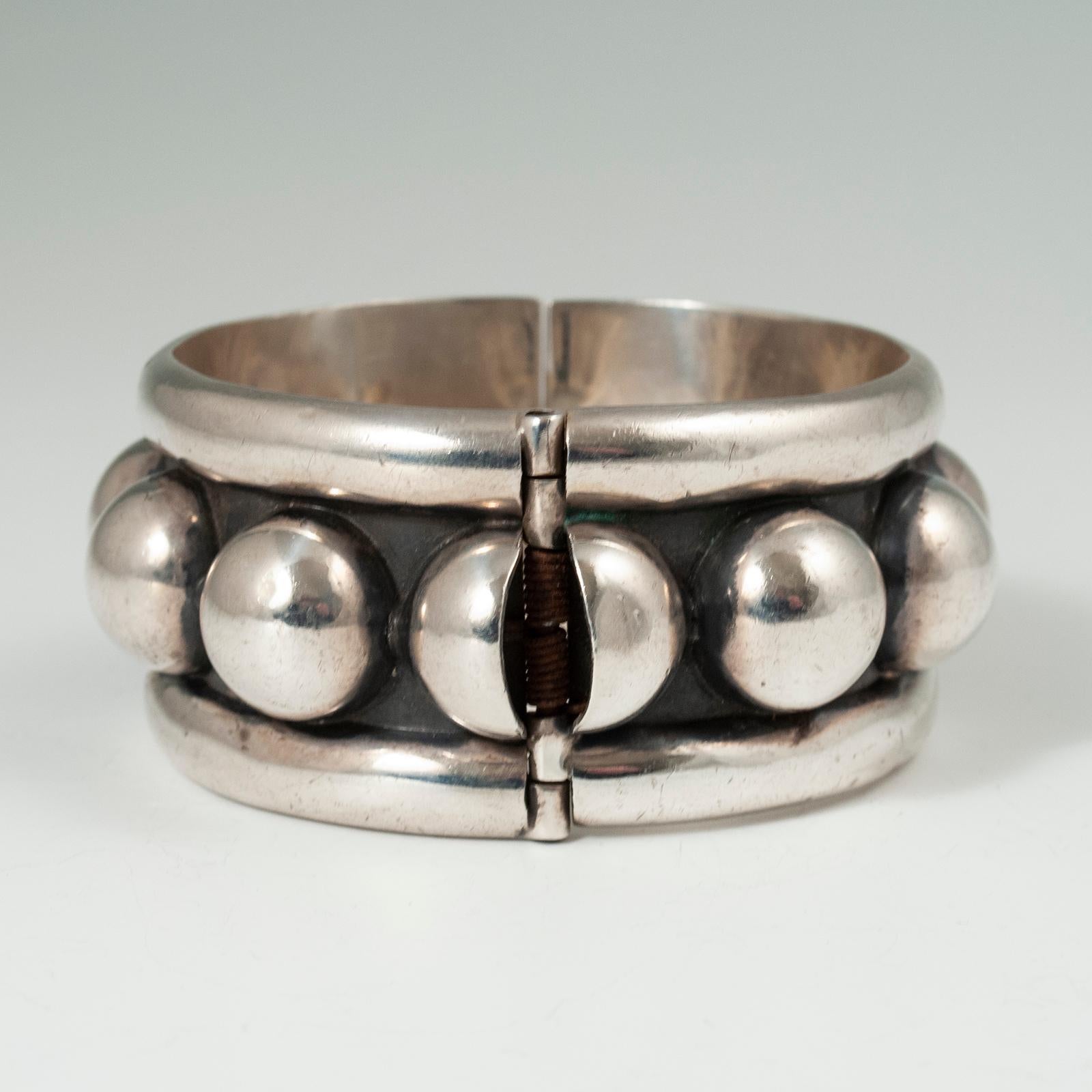 Hand-Crafted 20th Century Modern Silver Clamper Bracelet, Taxco, Mexico