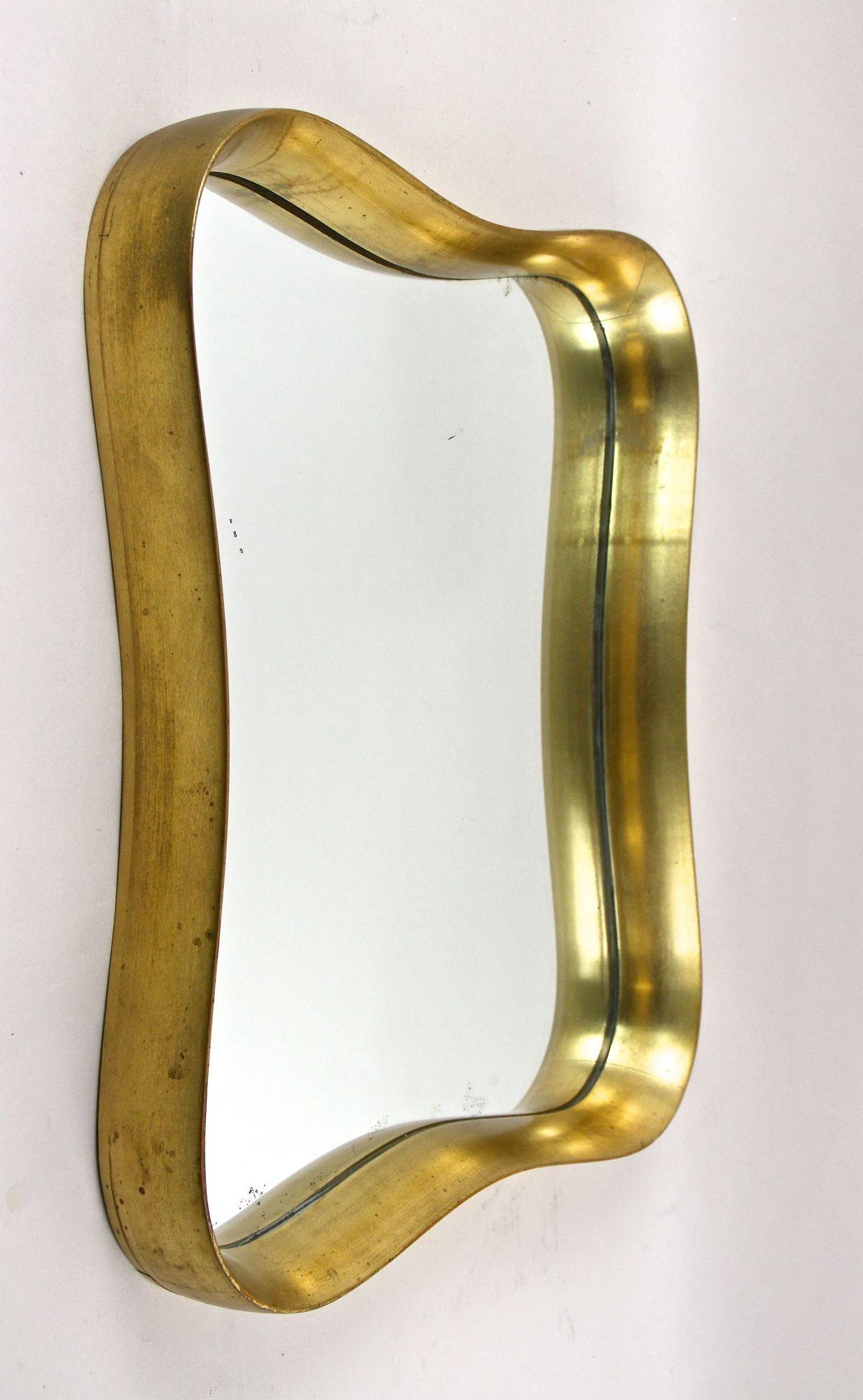 20ième siècle 20th Century Modernist Gilt Wall Mirror Attributed to Max Welz, Austria ca.1940s en vente
