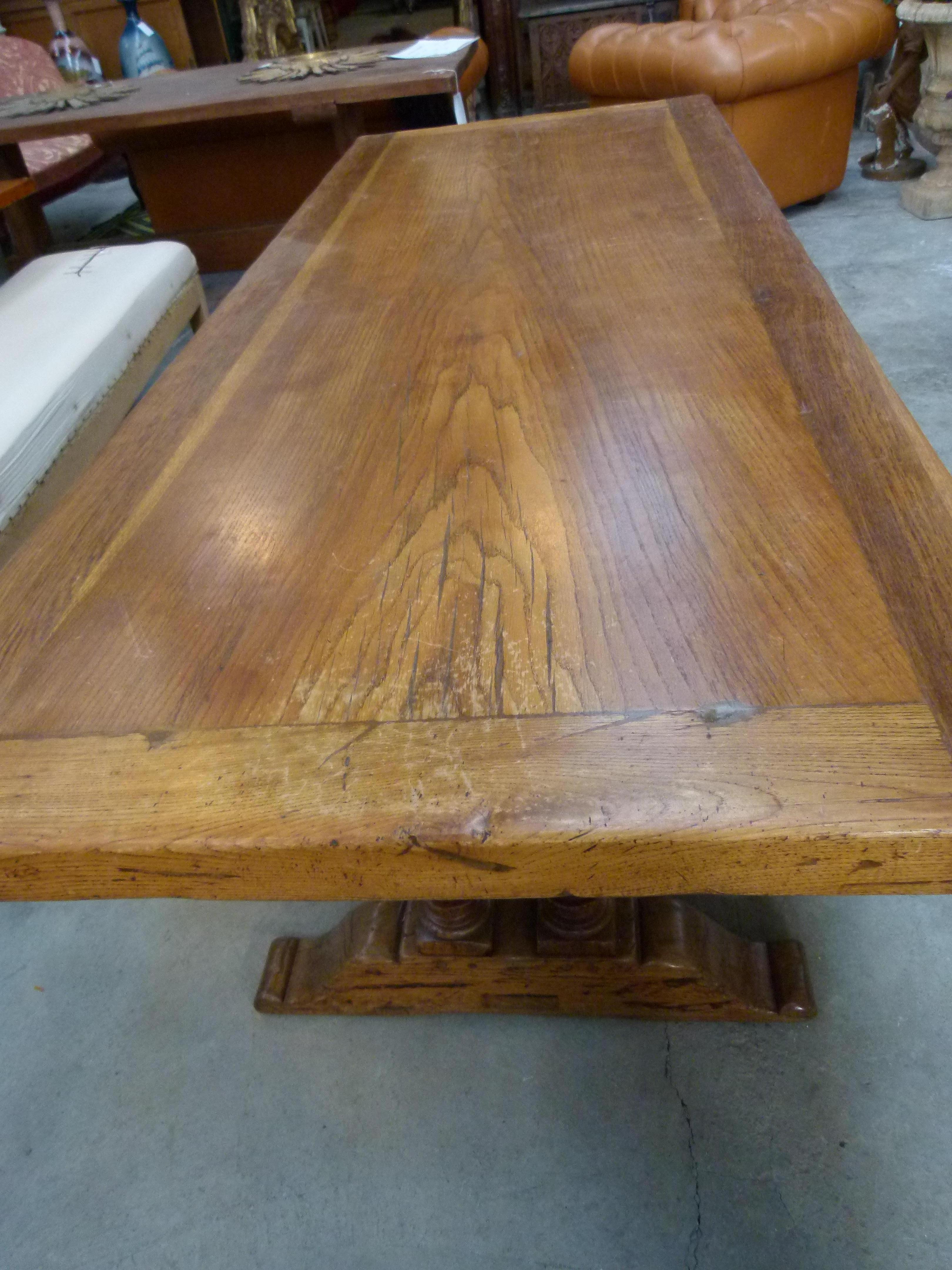 20th Century Monastery Style Oak French Table In Good Condition In Vulpellac, Girona