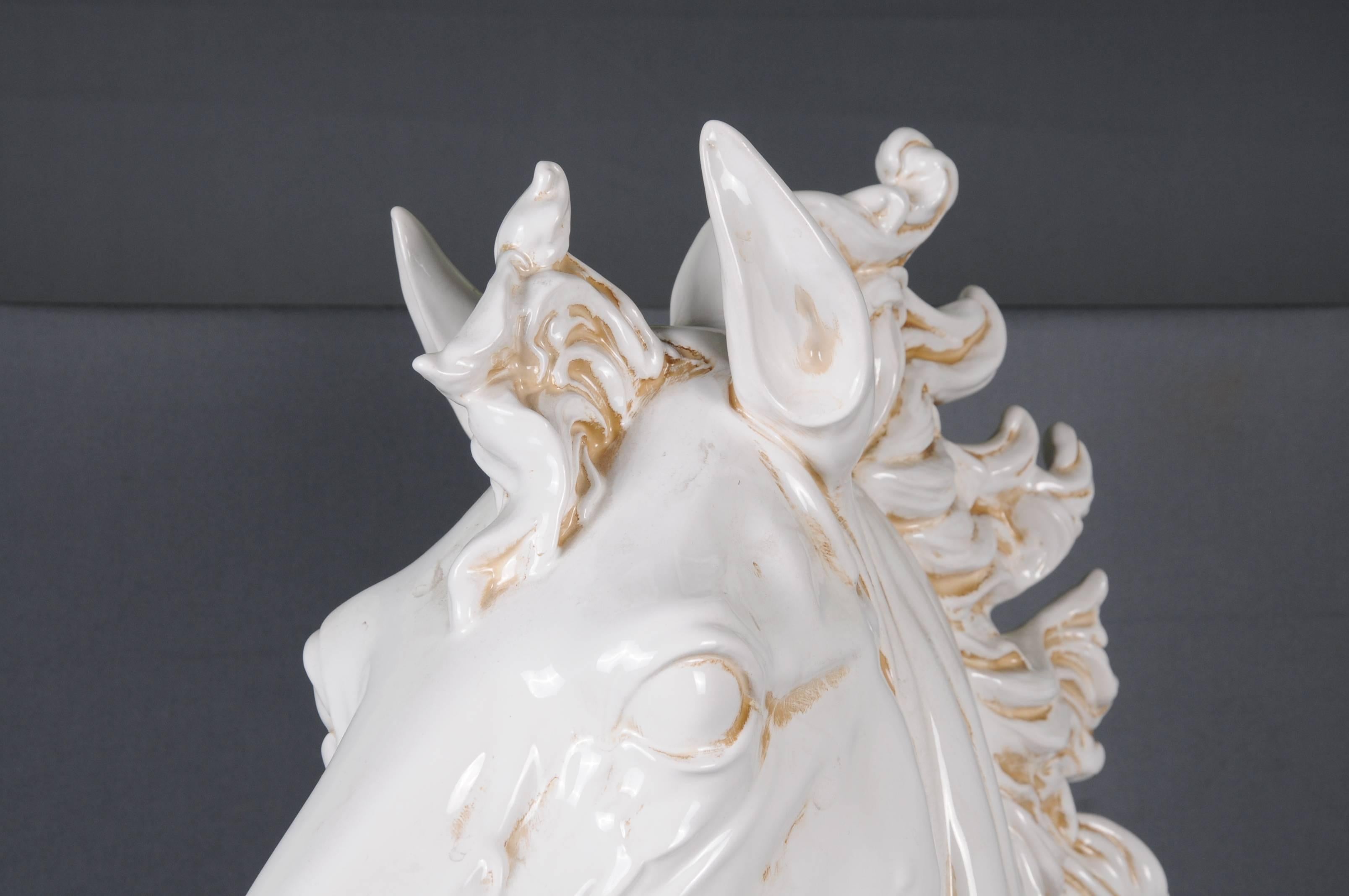 20th Century Monumental Horse Head, White Horse Pottery In Good Condition For Sale In Berlin, DE