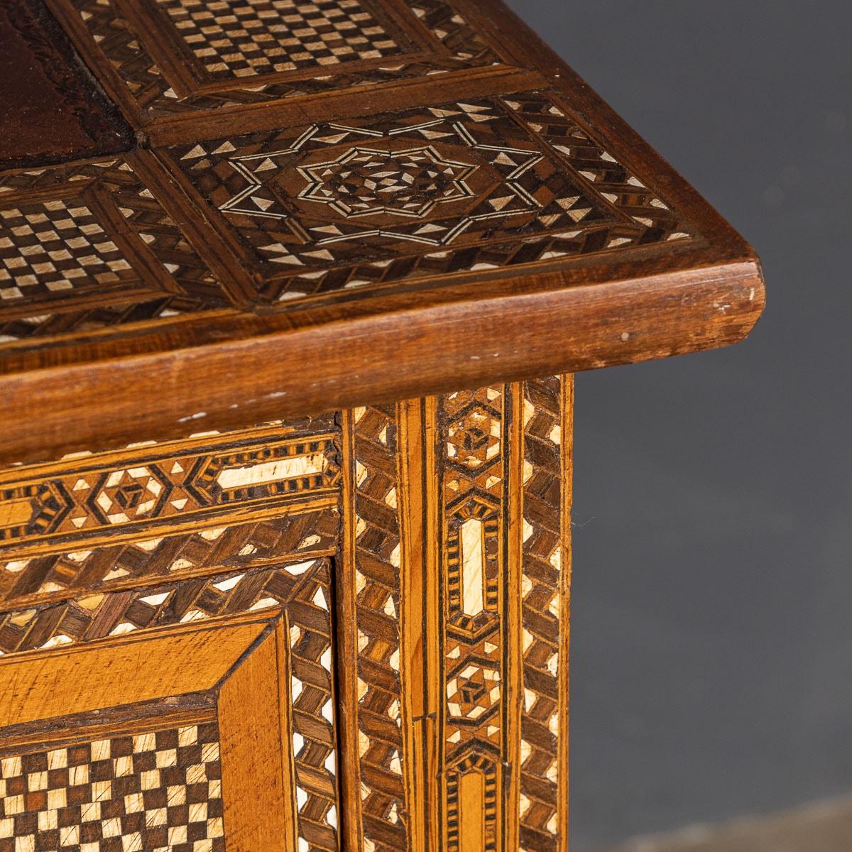 20th Century Moorish Inlaid Levantine Table, c.1920 9