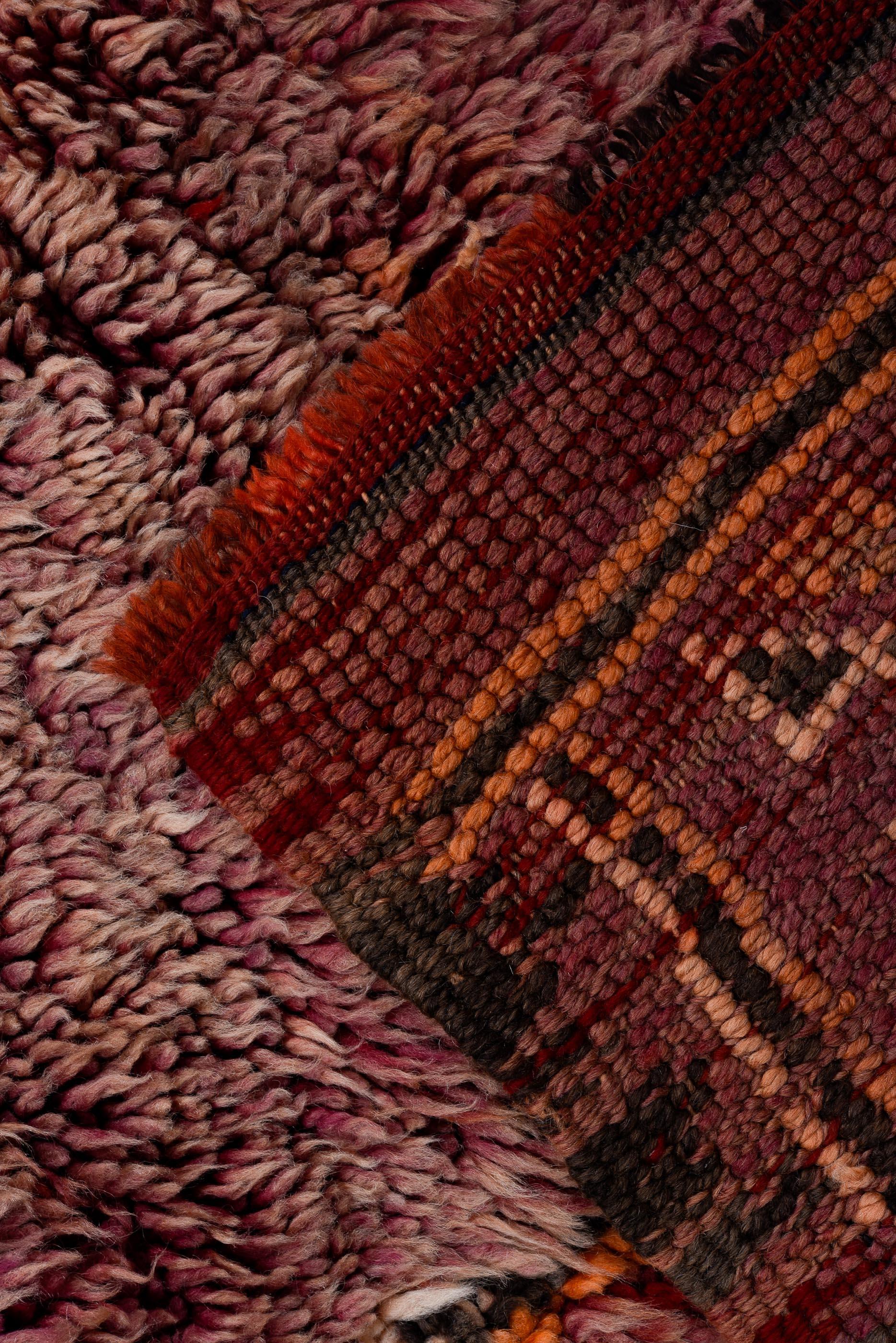 Marokkanischer Teppich aus dem 20. (Handgeknüpft) im Angebot