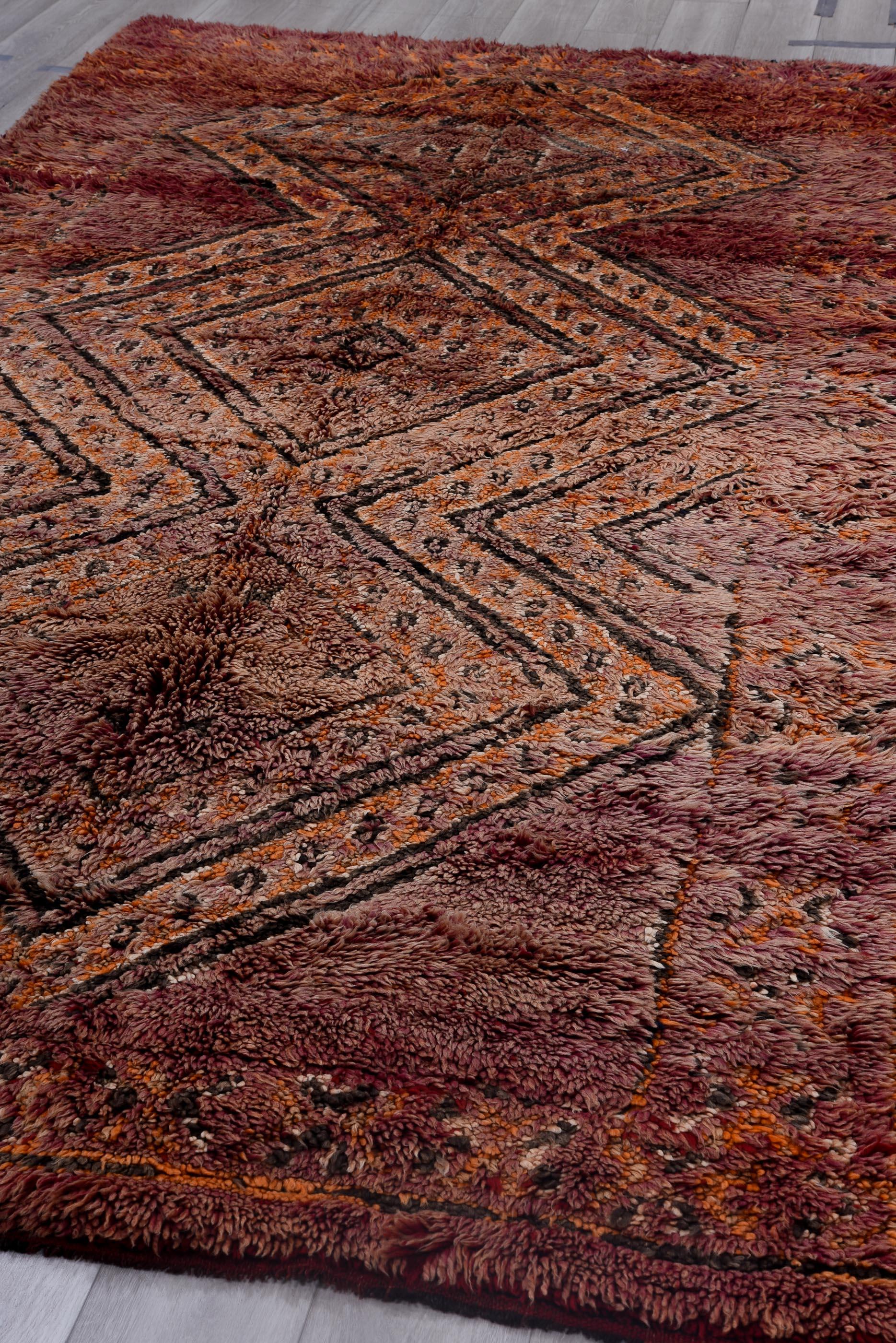 Marokkanischer Teppich aus dem 20. (Wolle) im Angebot