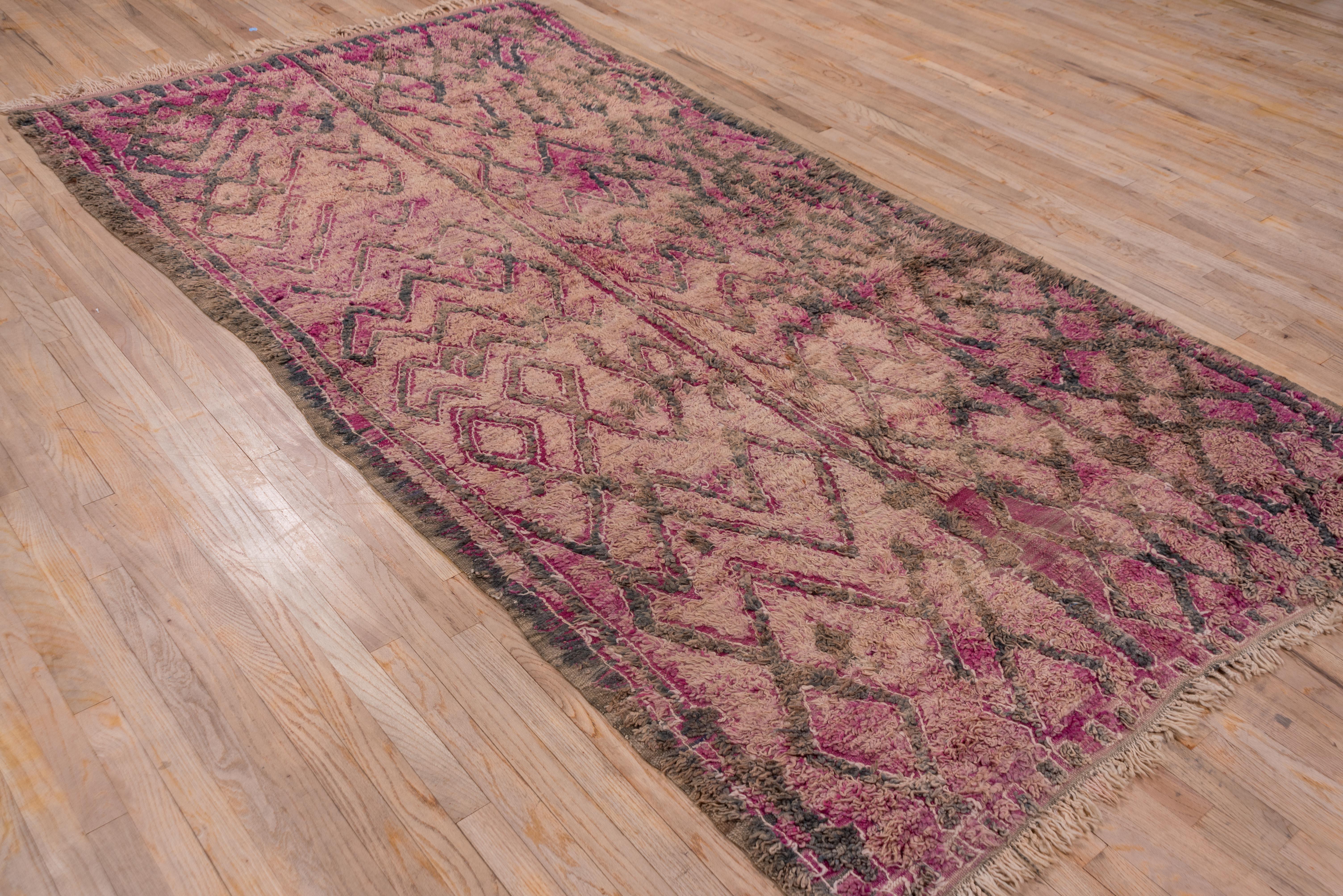 20th Century Moroccan Rug For Sale 4