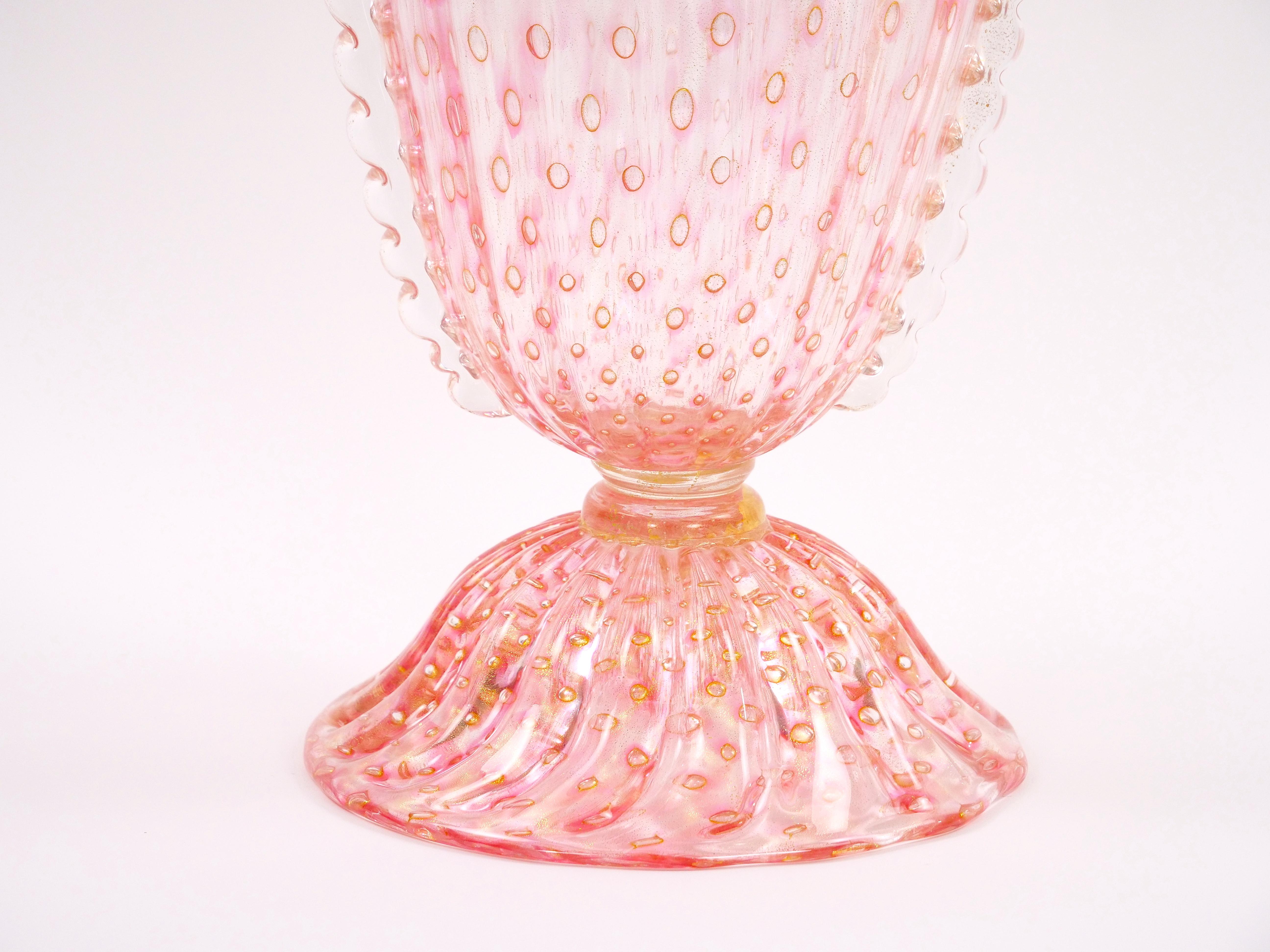 Art Glass 20th Century Murano Bullicante / Gold Infused Rose Color Glass Centerpiece Vase For Sale