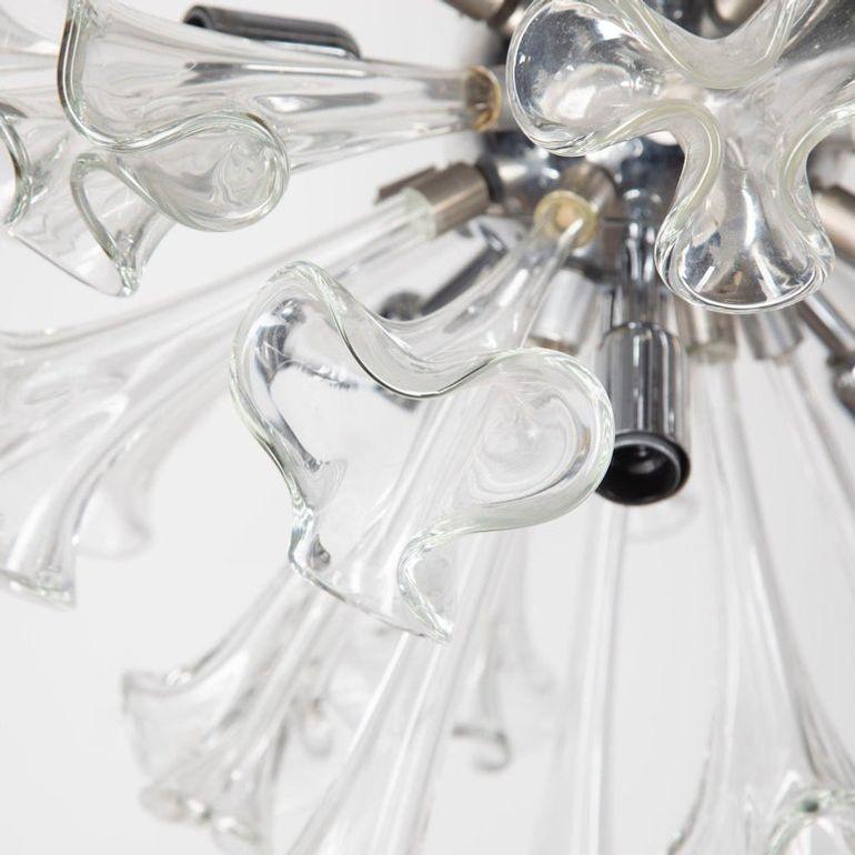 italien Lampe suspendue en forme d'étoile de fleur de Murano du XXe siècle en vente