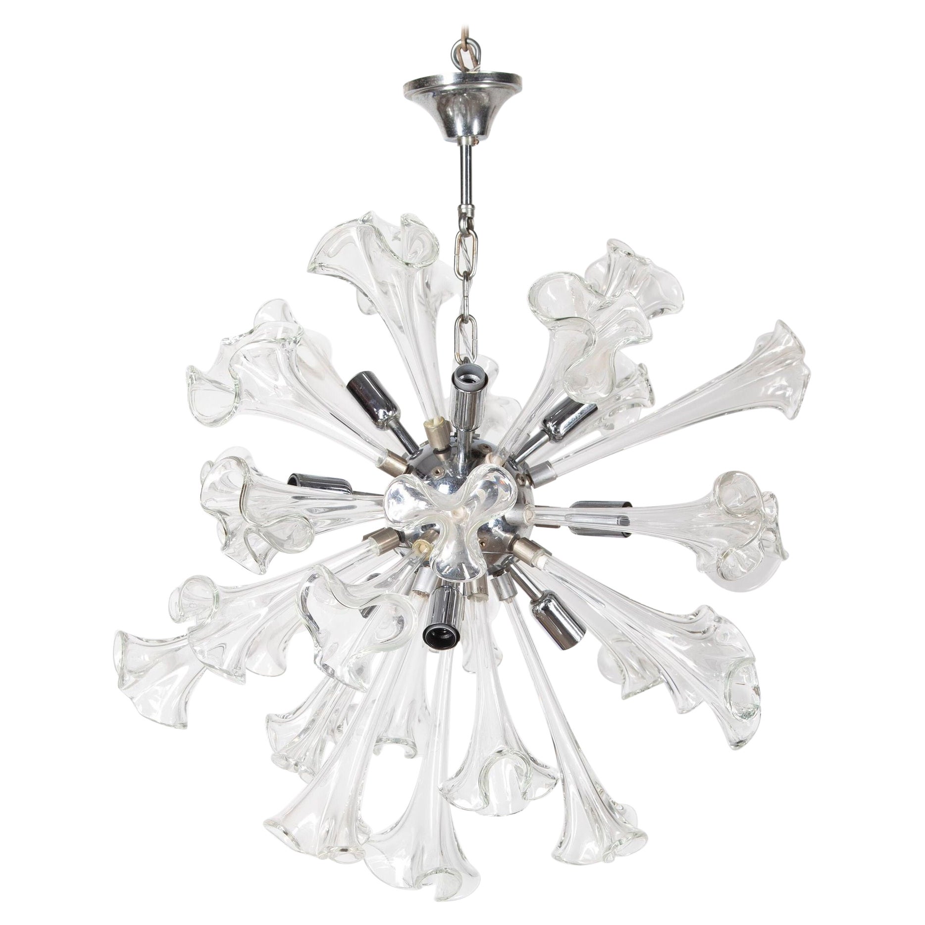 Lampe suspendue en forme d'étoile de fleur de Murano du XXe siècle en vente