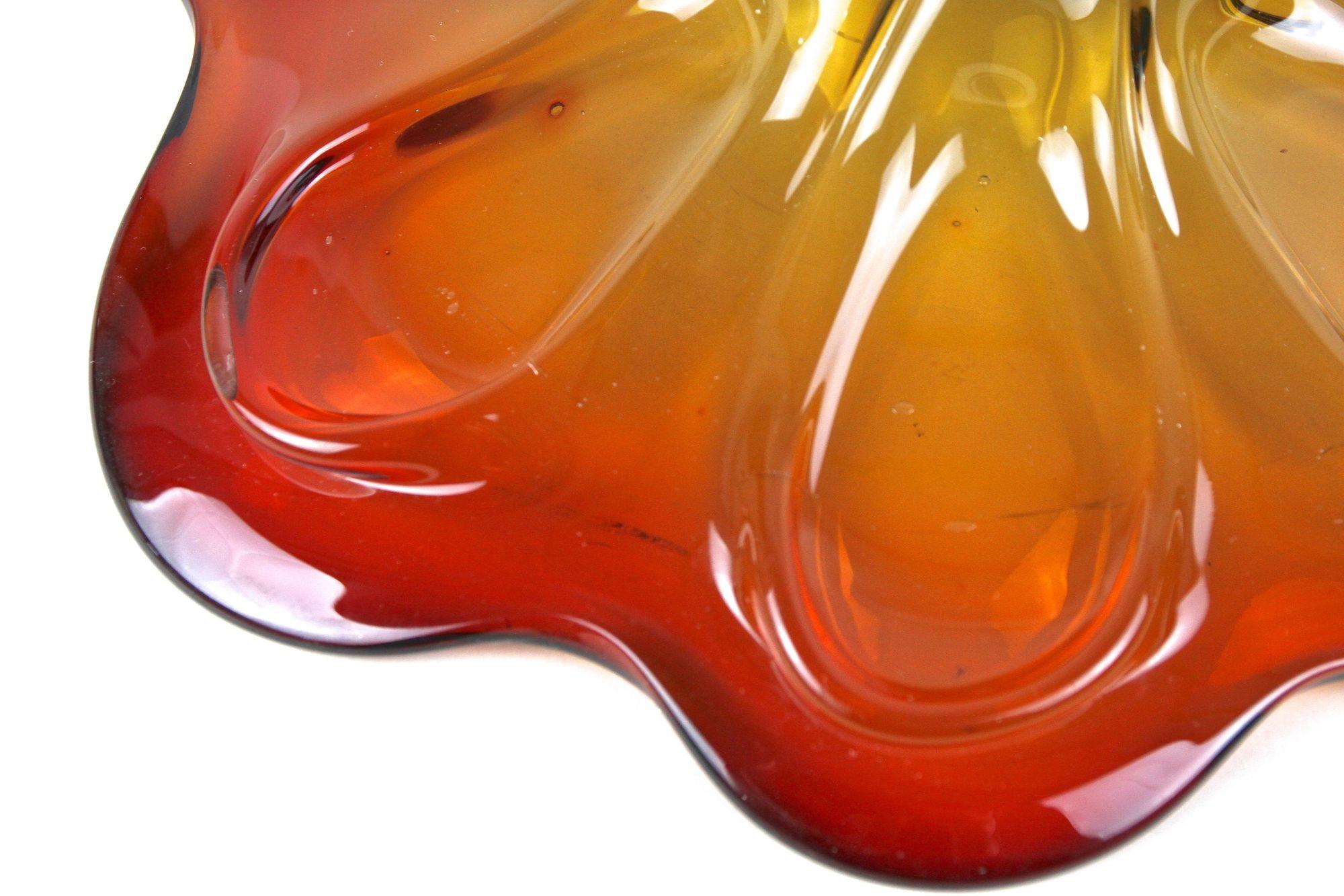 20th Century Murano Glass Centerpiece/ Bowl, Red/ Amber Colored, IT ca. 1970 For Sale 5