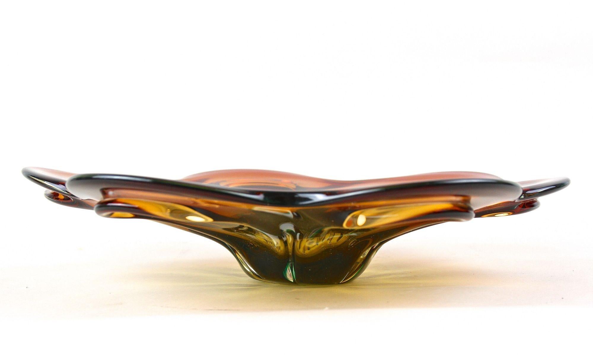 20th Century Murano Glass Centerpiece/ Bowl, Red/ Amber Colored, IT ca. 1970 For Sale 1