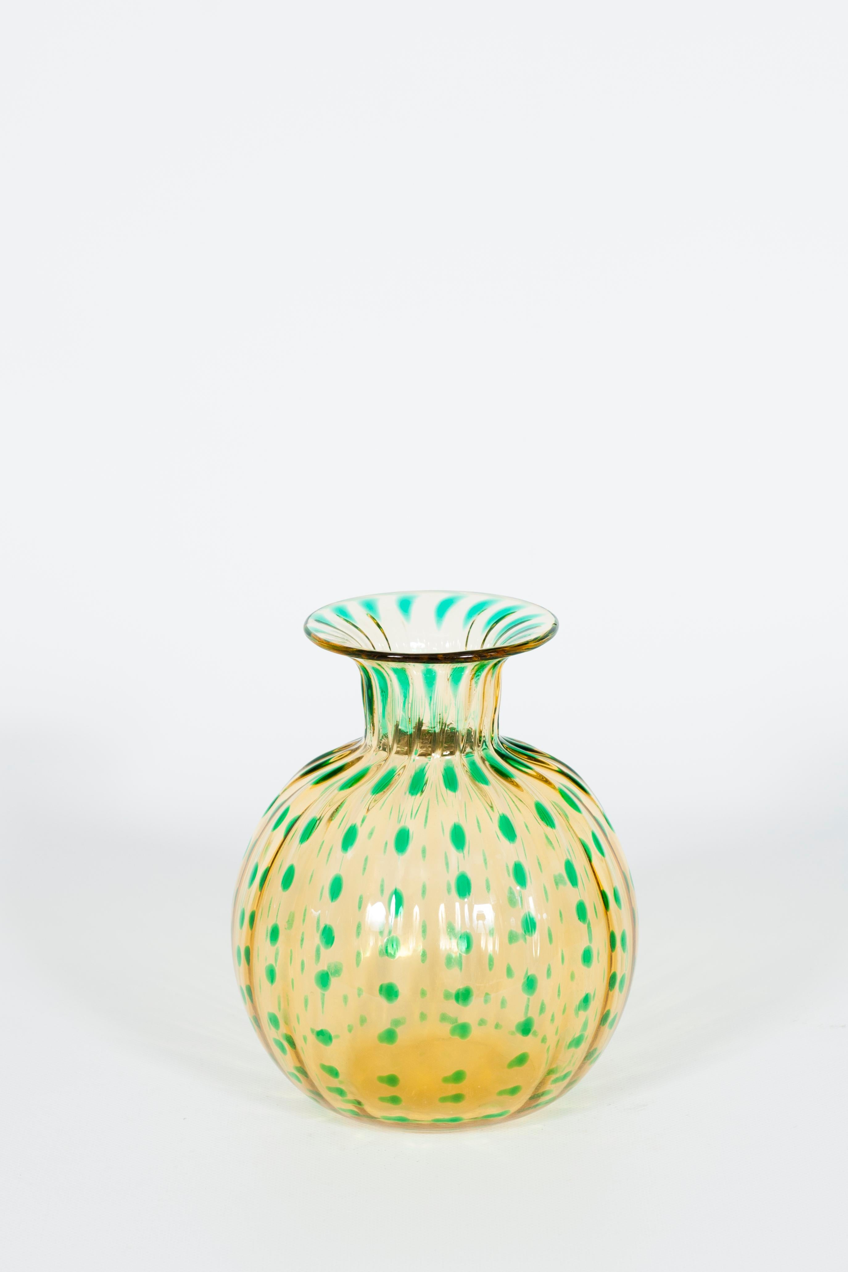 green round vase