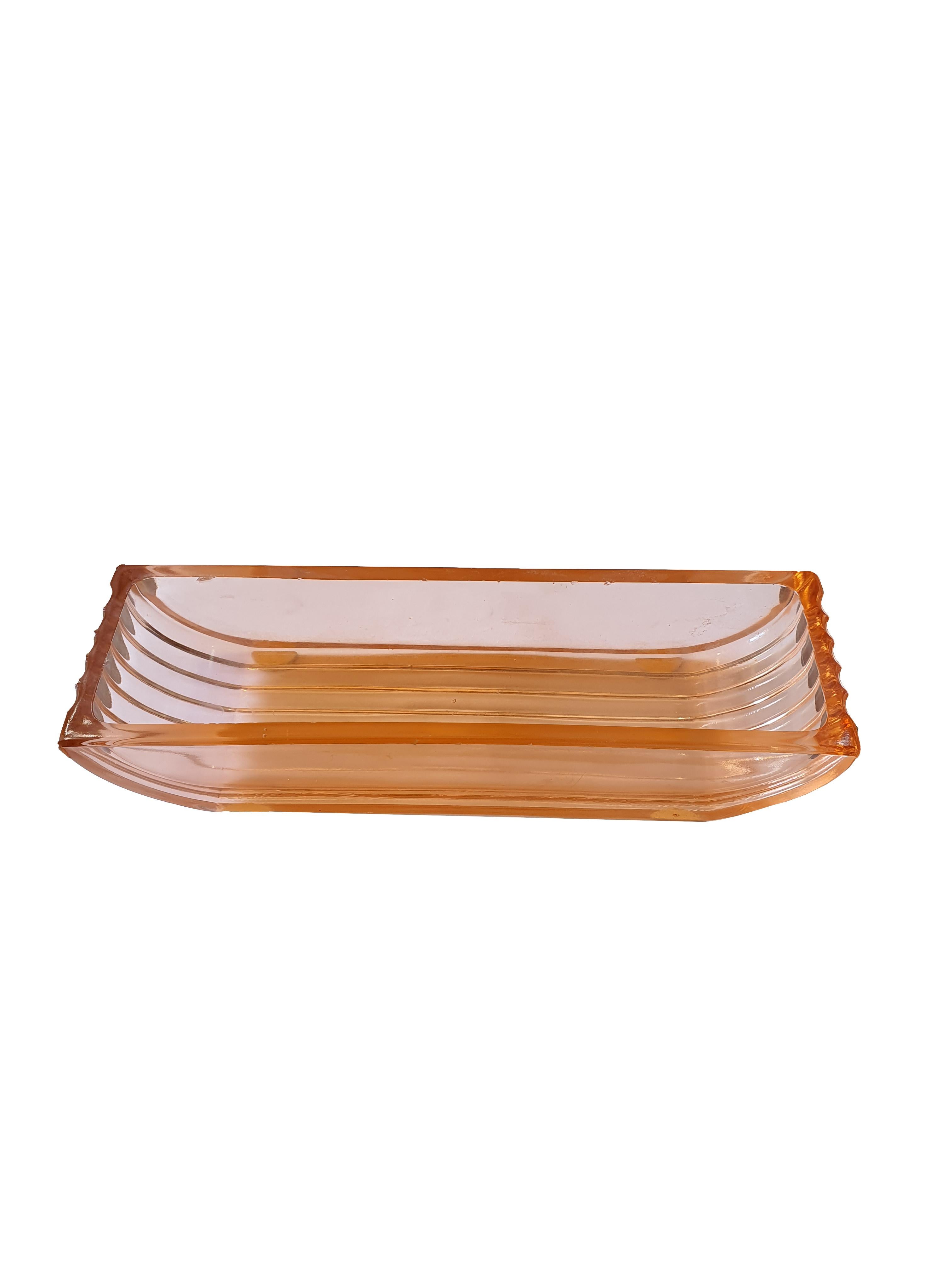 Murano glass tray, made in Italy. Dating back to around the 70s. Design object, which can also be used as a pen holder.