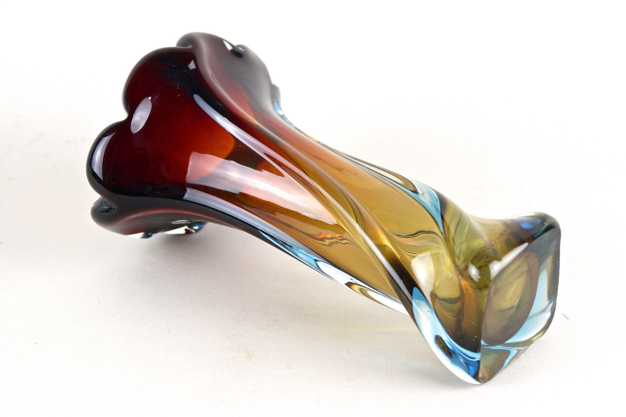 Murano-Glasvase des 20. Jahrhunderts - Bernstein/Dunkelrot/Blau, Mitte des Jahrhunderts, IT ca. 1960 im Angebot 9