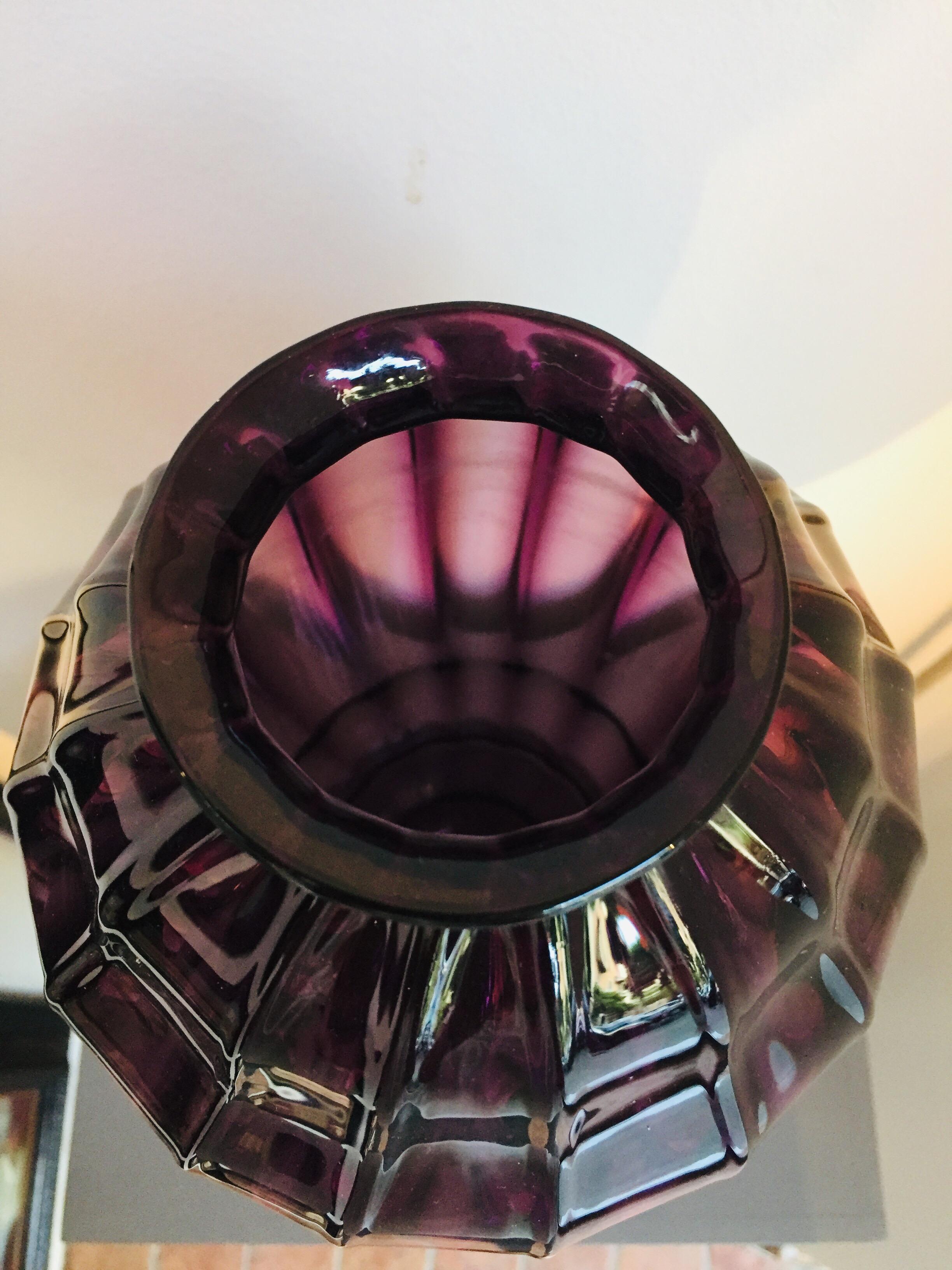 20th Century Murano Glass Vase Venetian Purple Ribbed Blown Glass 4