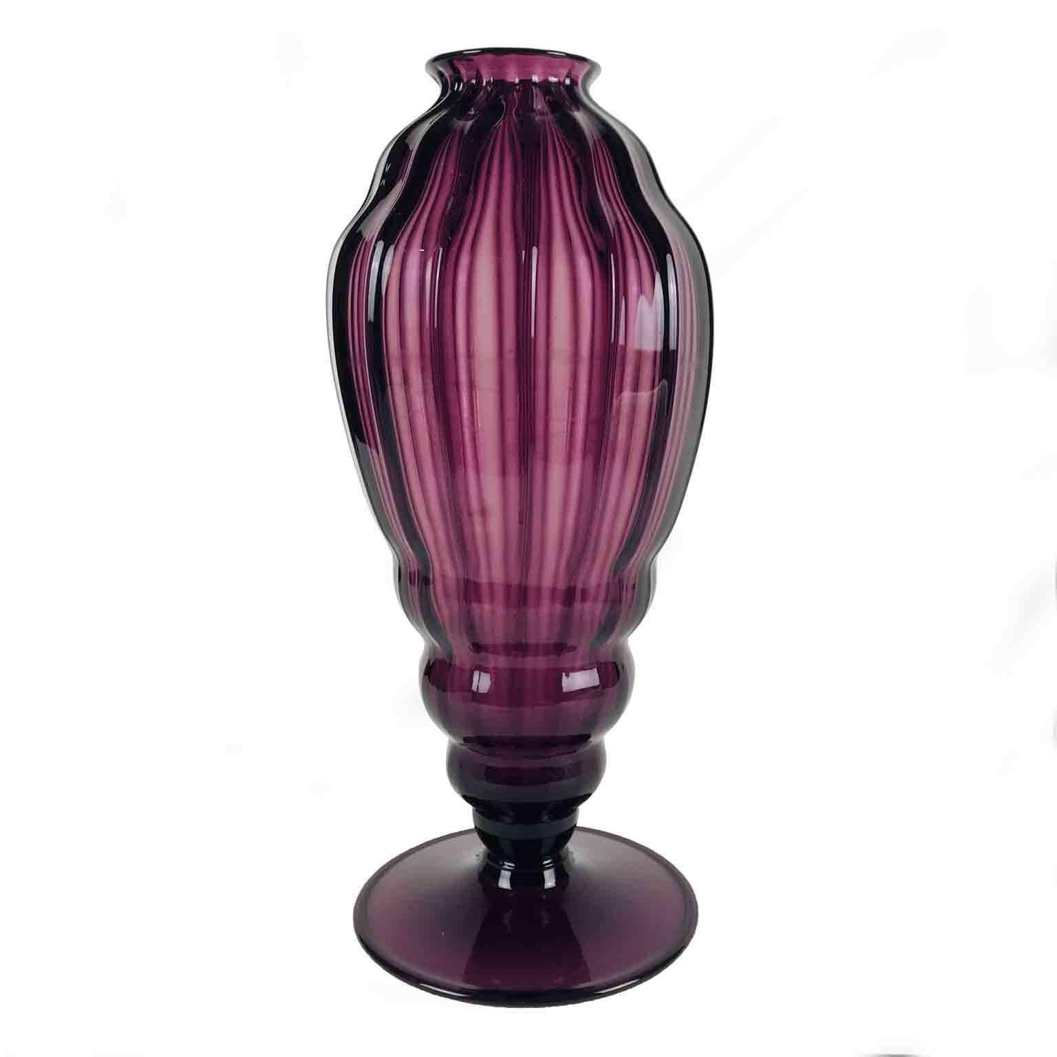 Art Deco 20th Century Murano Glass Vase Venetian Purple Ribbed Blown Glass