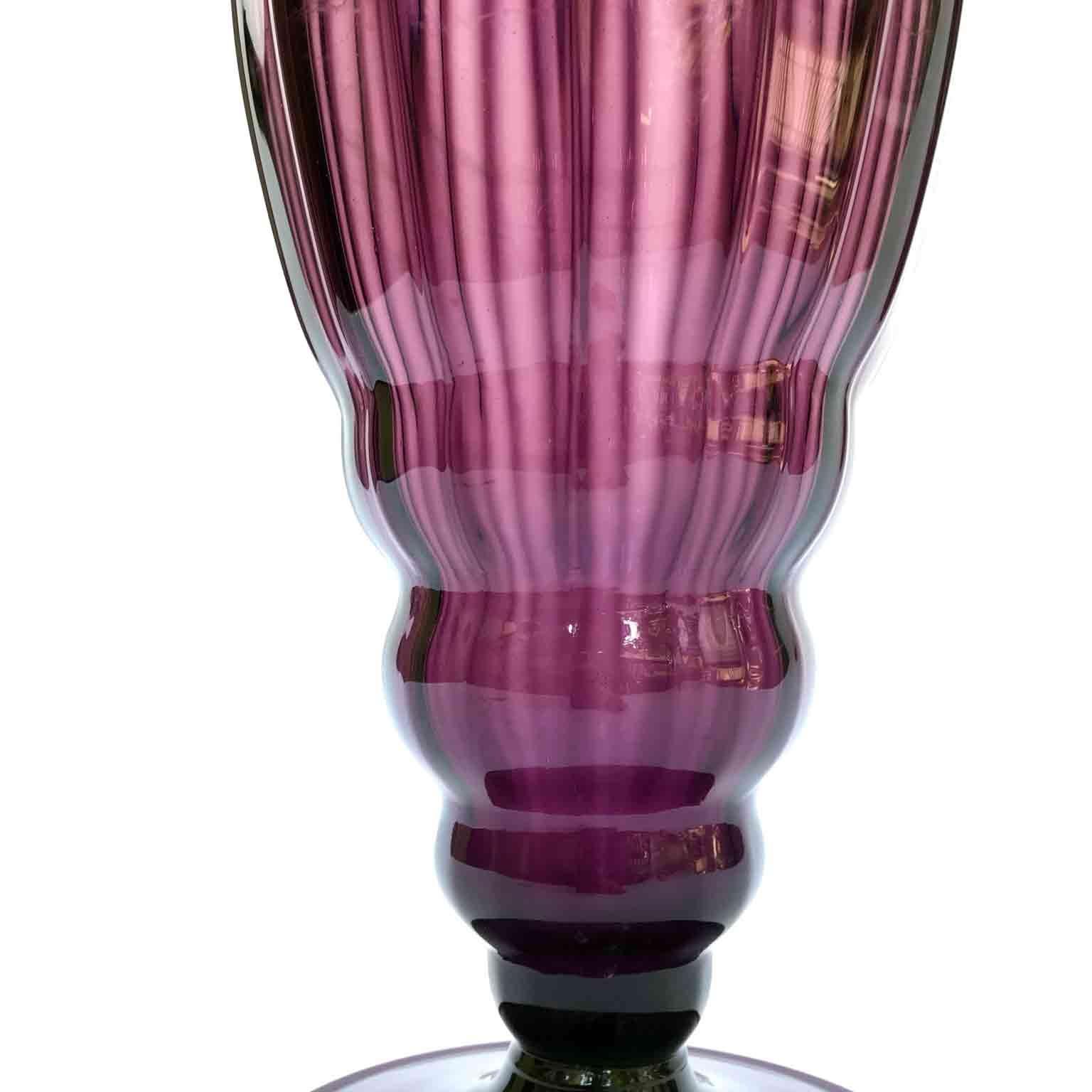 20th Century Murano Glass Vase Venetian Purple Ribbed Blown Glass In Good Condition In Milan, IT