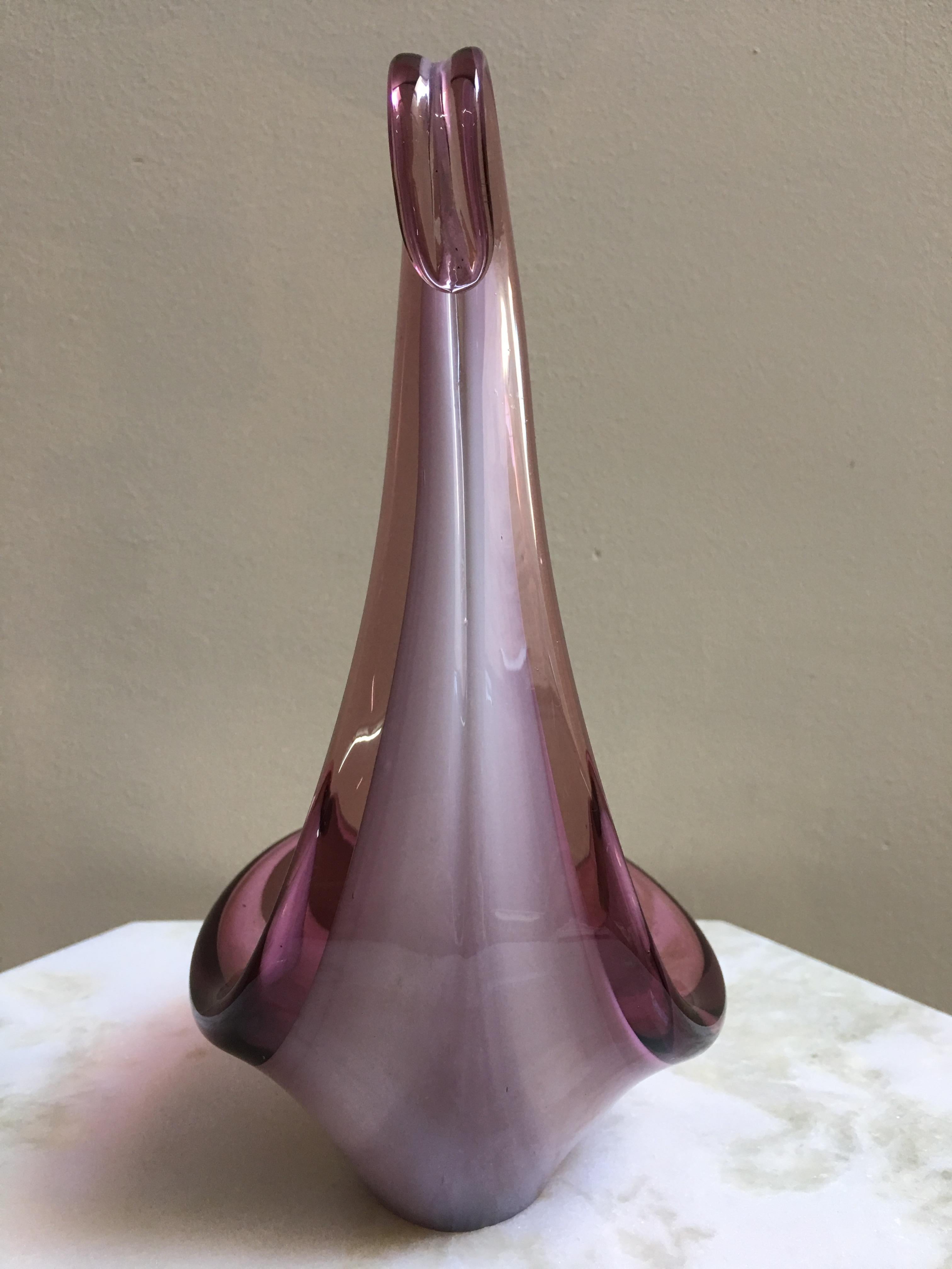 20th Century Murano Purple and Violet Swan Italian Art Glass Sculpture For Sale 2