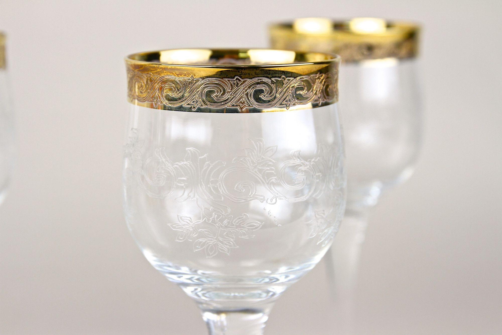 Bicchieri da vino di Murano del XX secolo con bordo dorato, set di 6, Italia 1940 ca. in vendita 3