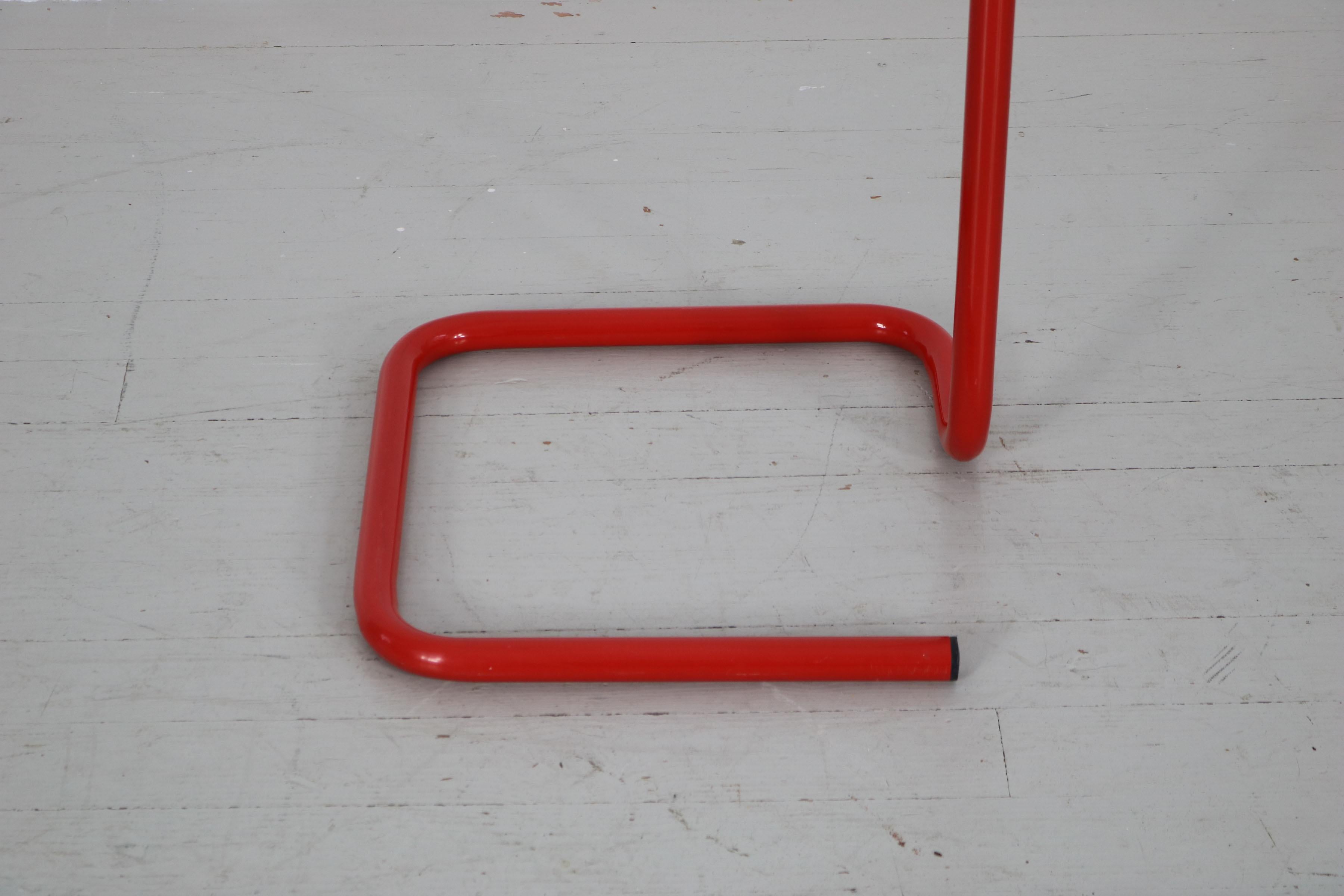 20th Century Mute Servant in Red Lacquered Tubular Steel from the 1980s 4