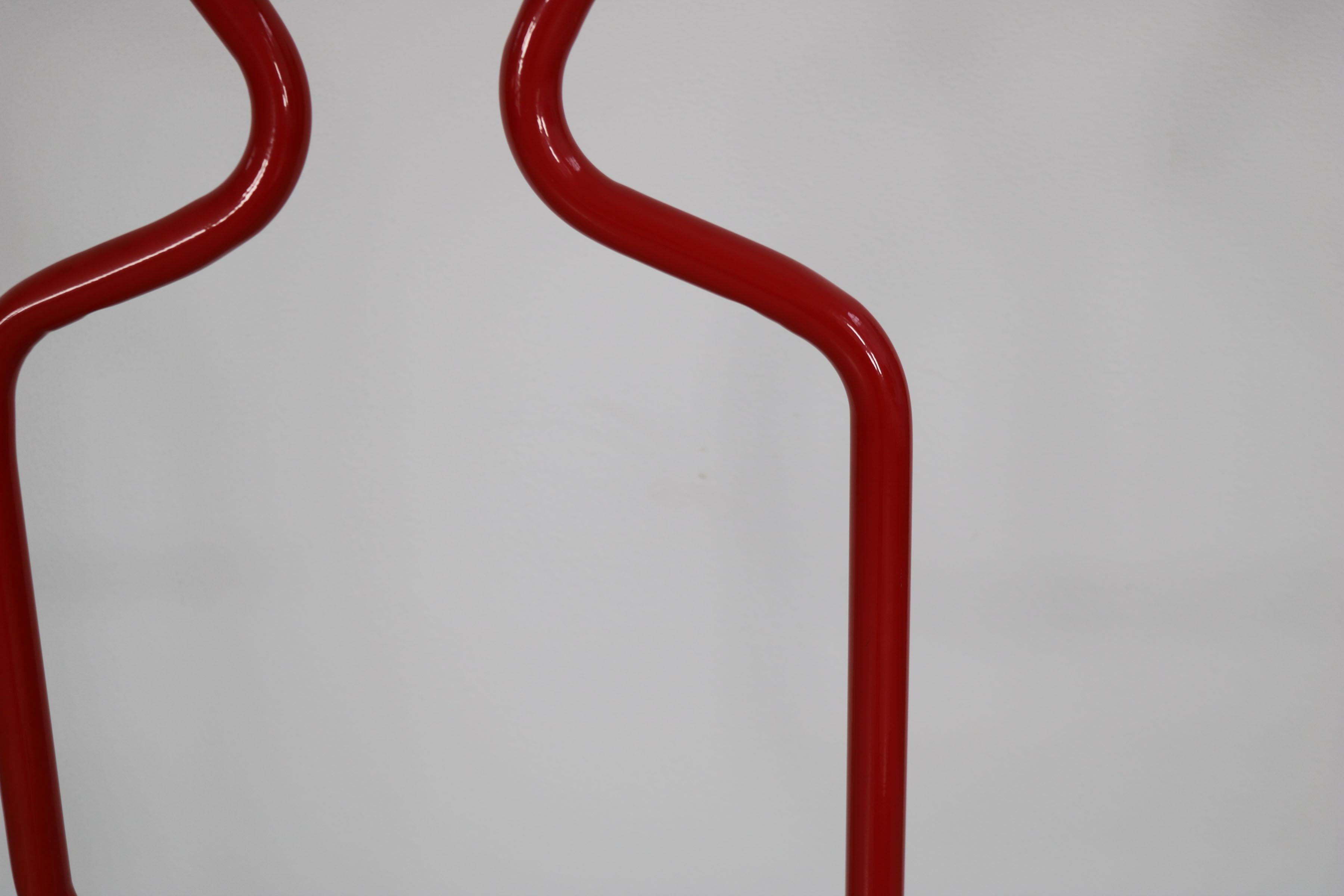 20th Century Mute Servant in Red Lacquered Tubular Steel from the 1980s 2