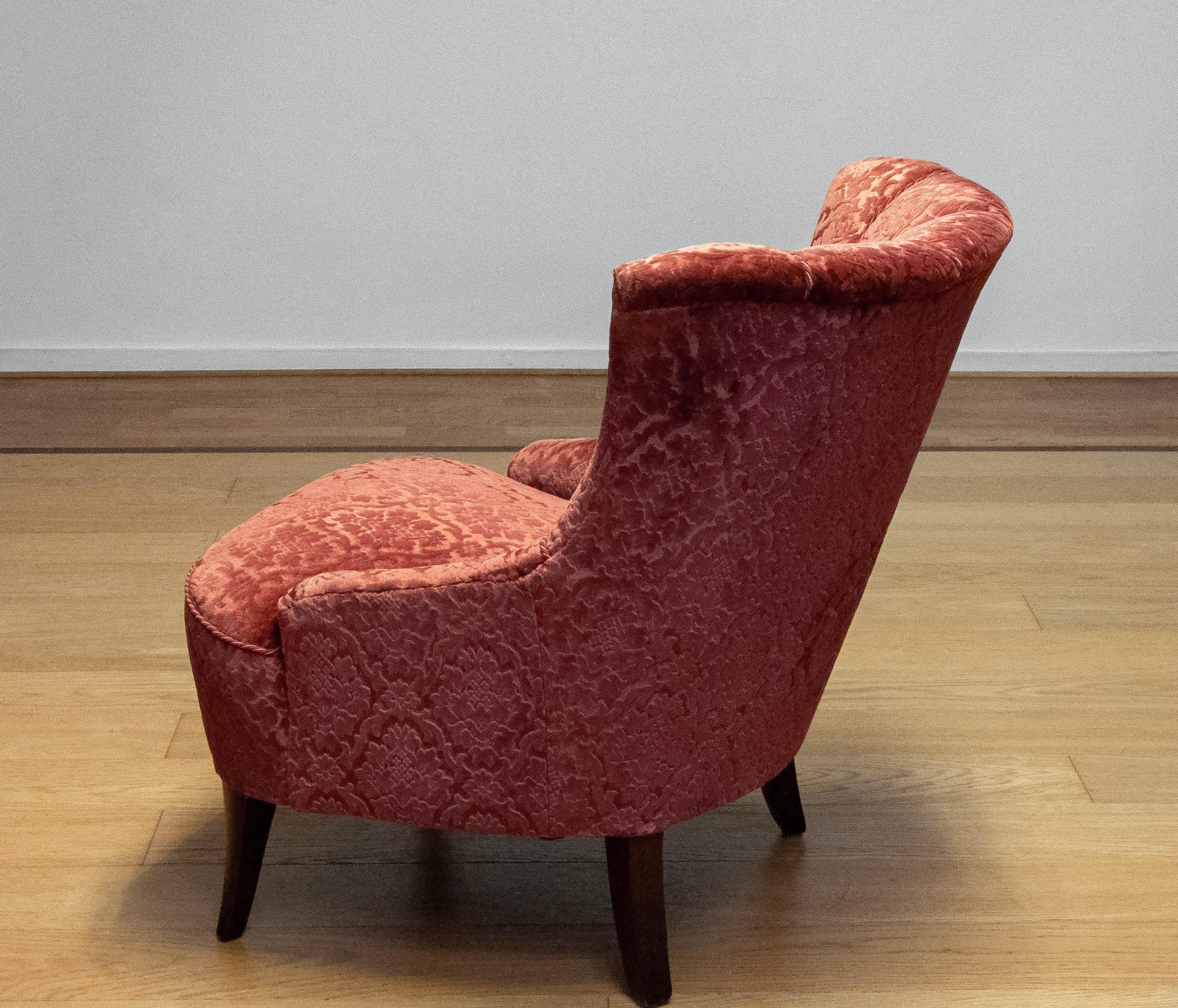20th Century Napoleon III Slipper Chair In Brique Ton Sur Ton Jacquard Velvet For Sale 1