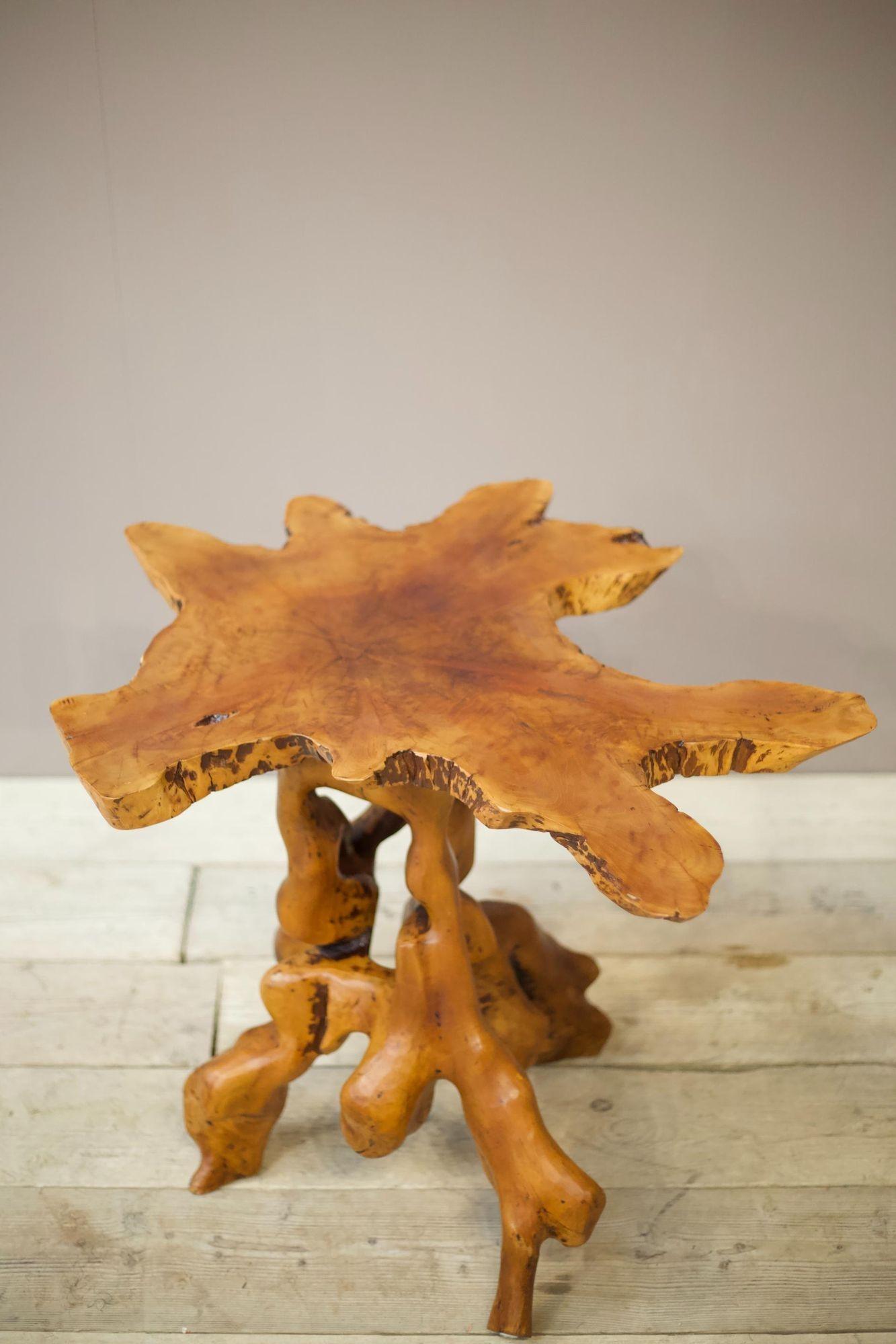 This is a very sculptural 20th century root table in very nice condition. Great colour to the timber and age related patina. No marks or major issues. The size is nice as well allowing to have a number of uses. The wood is most likely yew and has a