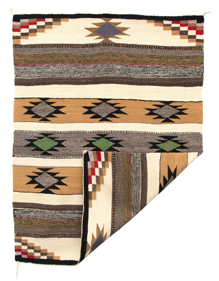Tissage de Chinle Navajo du 20ème siècle, laine, teintures en aniline - En  vente sur 1stDibs