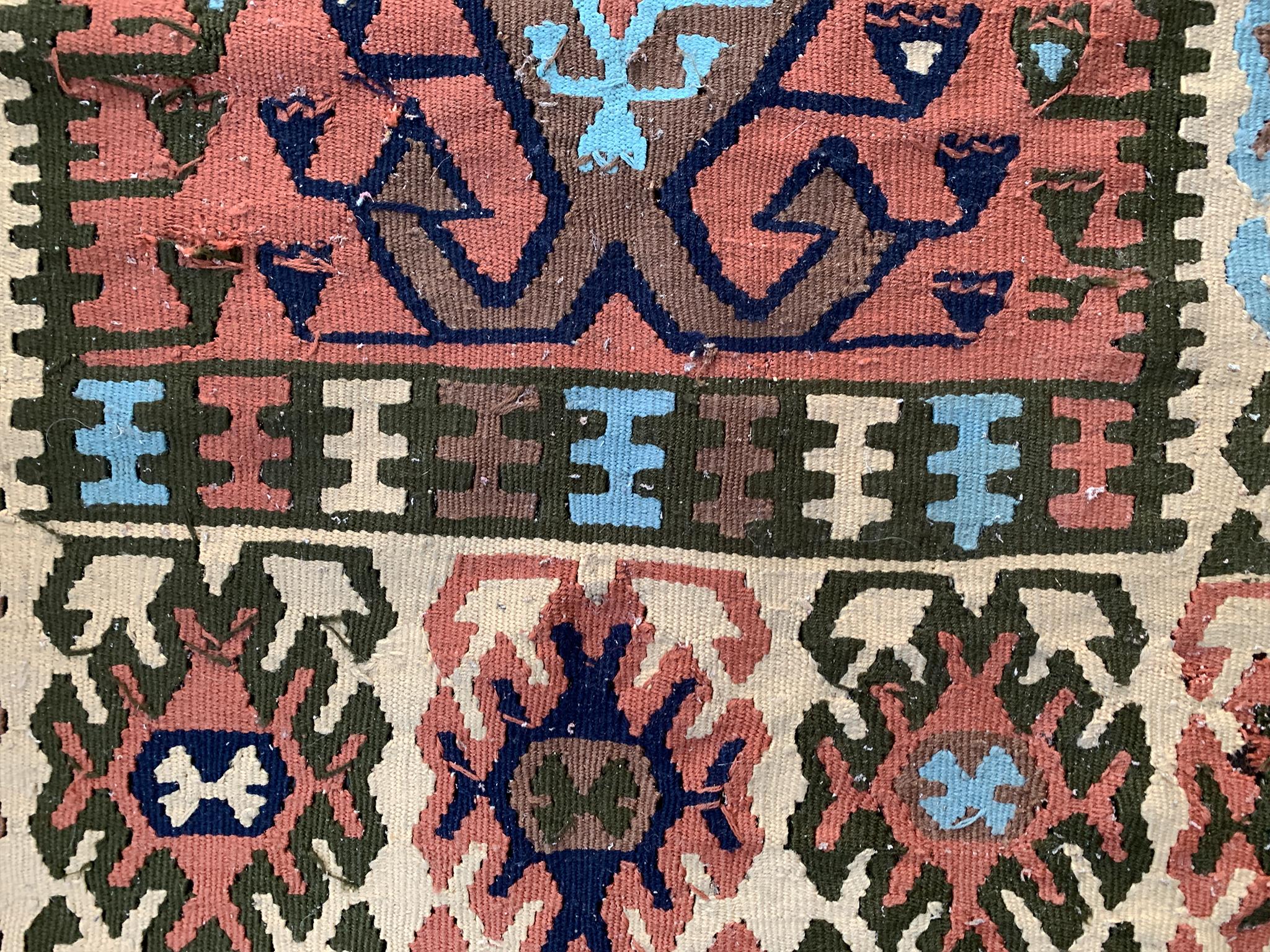 Hand-Woven 20th Century Navajo Rug (64