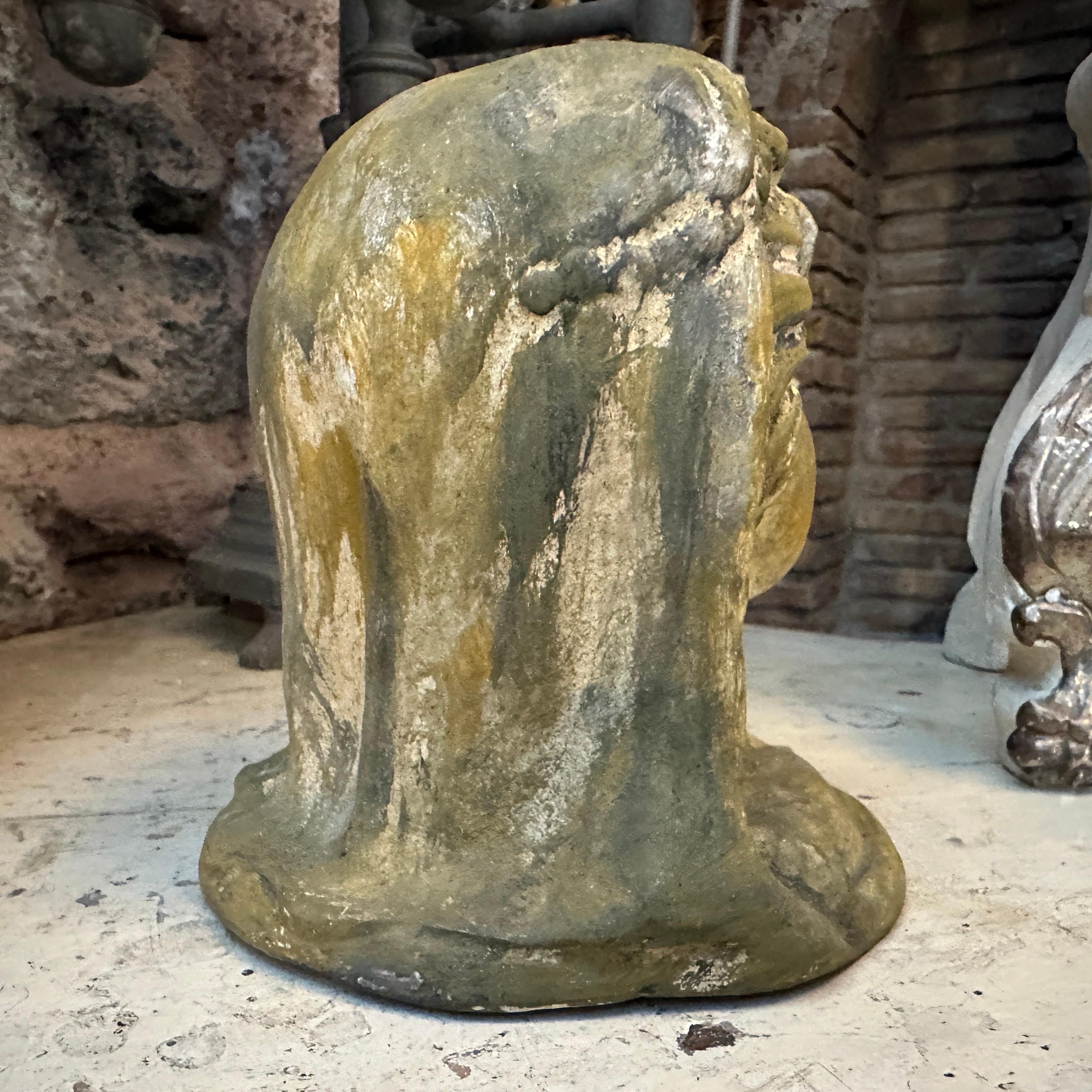 Fait main Sculpture sicilienne néoclassique du 20ème siècle en terre cuite faite à la main en vente