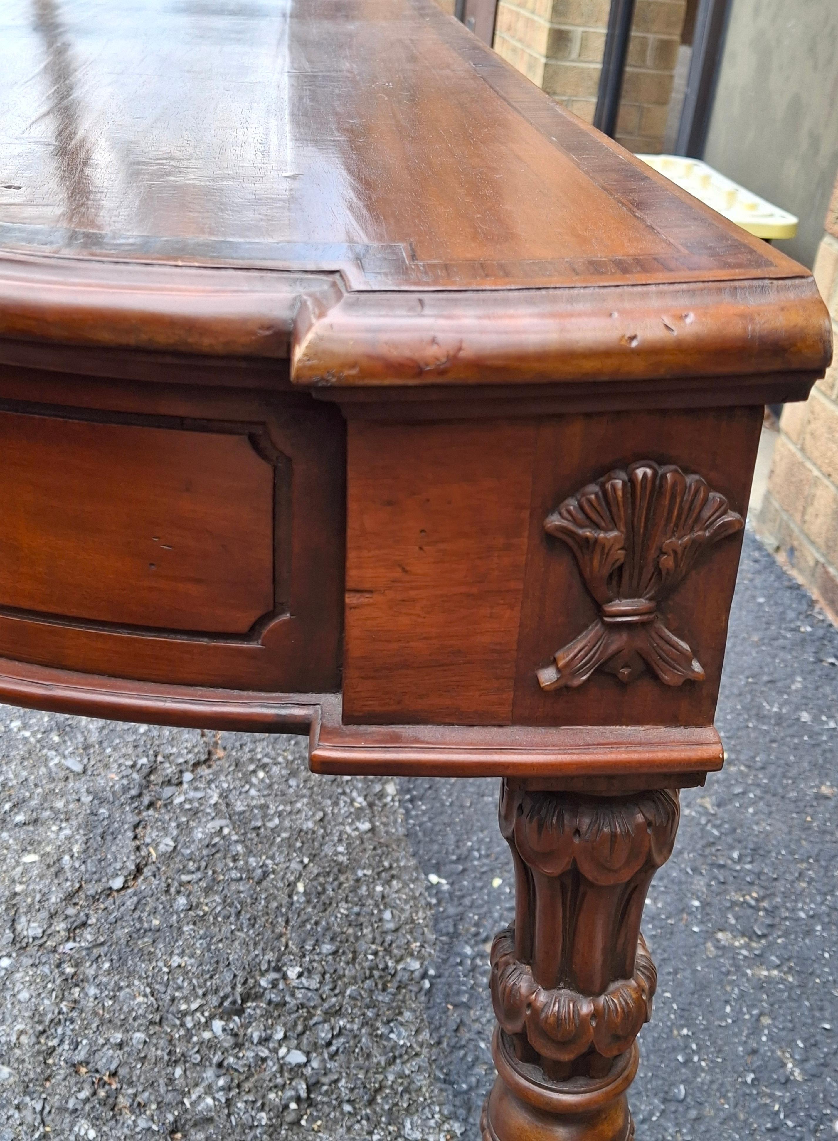 20th Century Neoclassical Sctyle Cross-Banded Mahogany Console Sofa Table For Sale 5