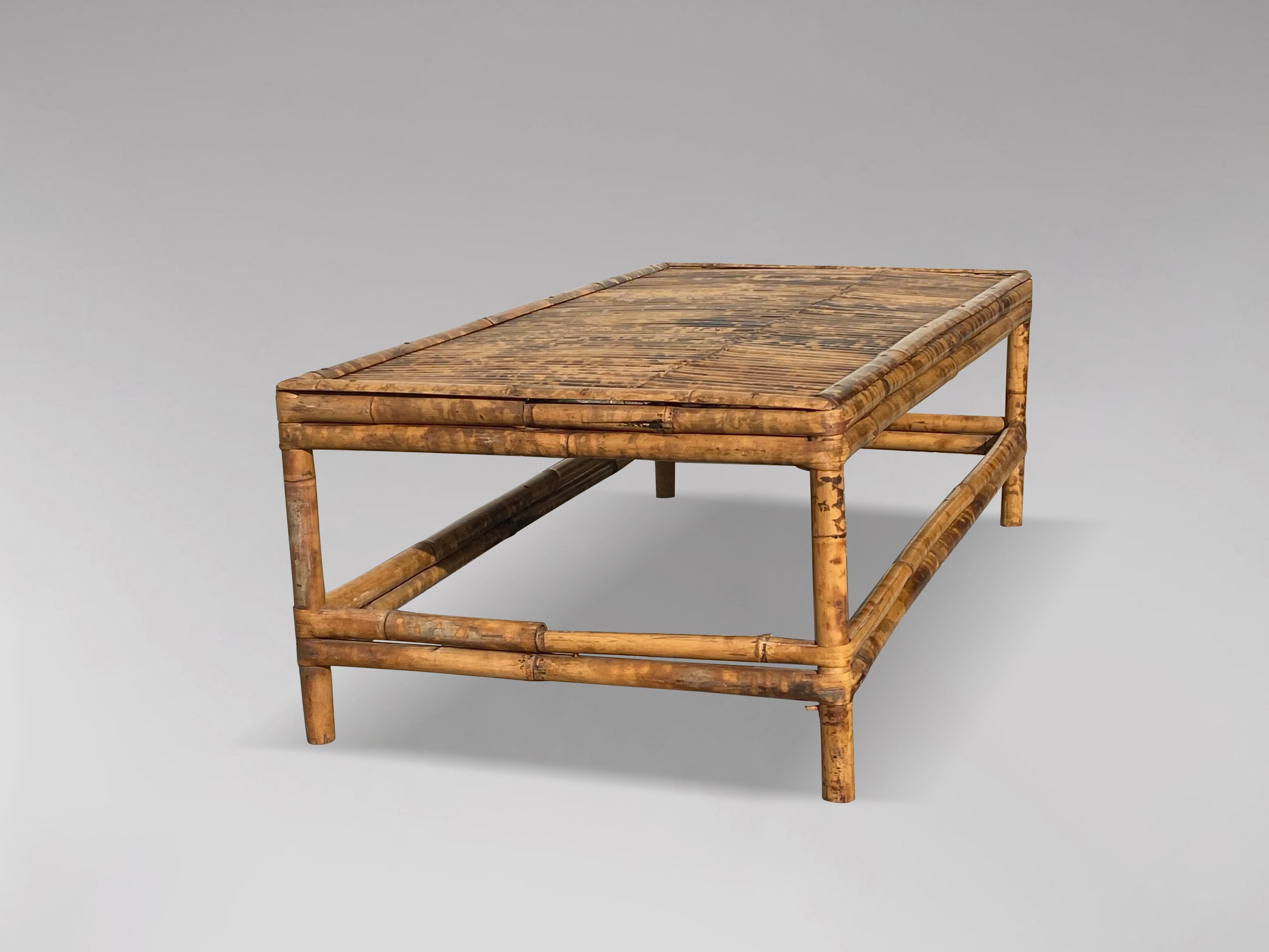 20th Century Nest of Two Tortoise Bamboo Low Coffee Tables In Good Condition In Petworth,West Sussex, GB