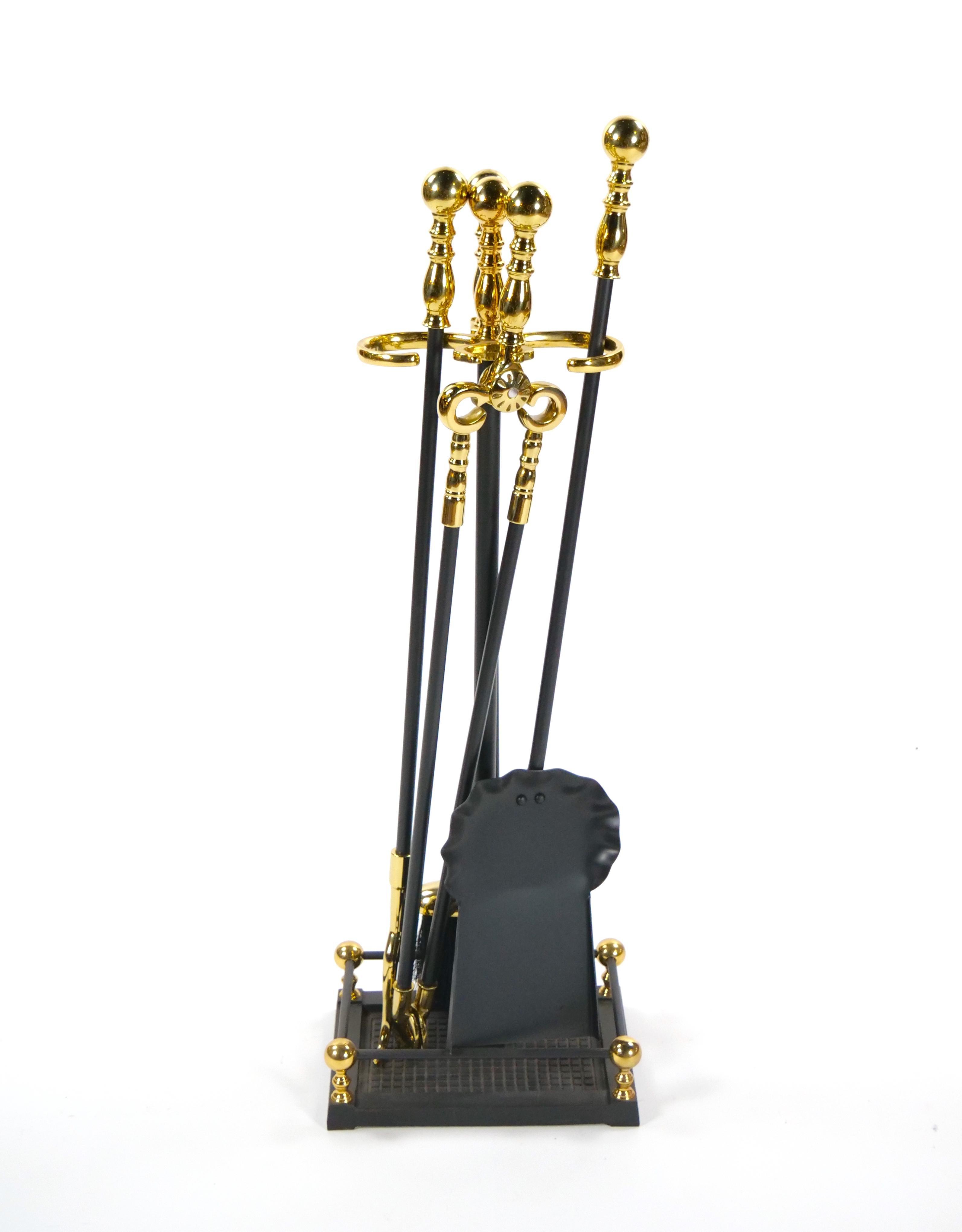 Nordamerikanisches Kaminbesteck aus Messing/Eisen des 20. Jahrhunderts im Angebot 7