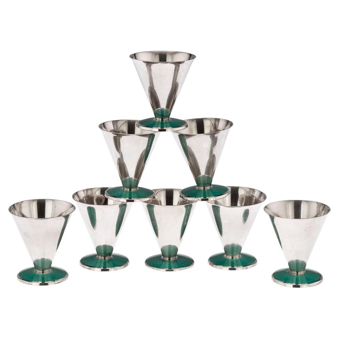 Gobelets à cocktail Art Déco norvégiens du 20ème siècle en argent massif et émail, vers 1950 en vente