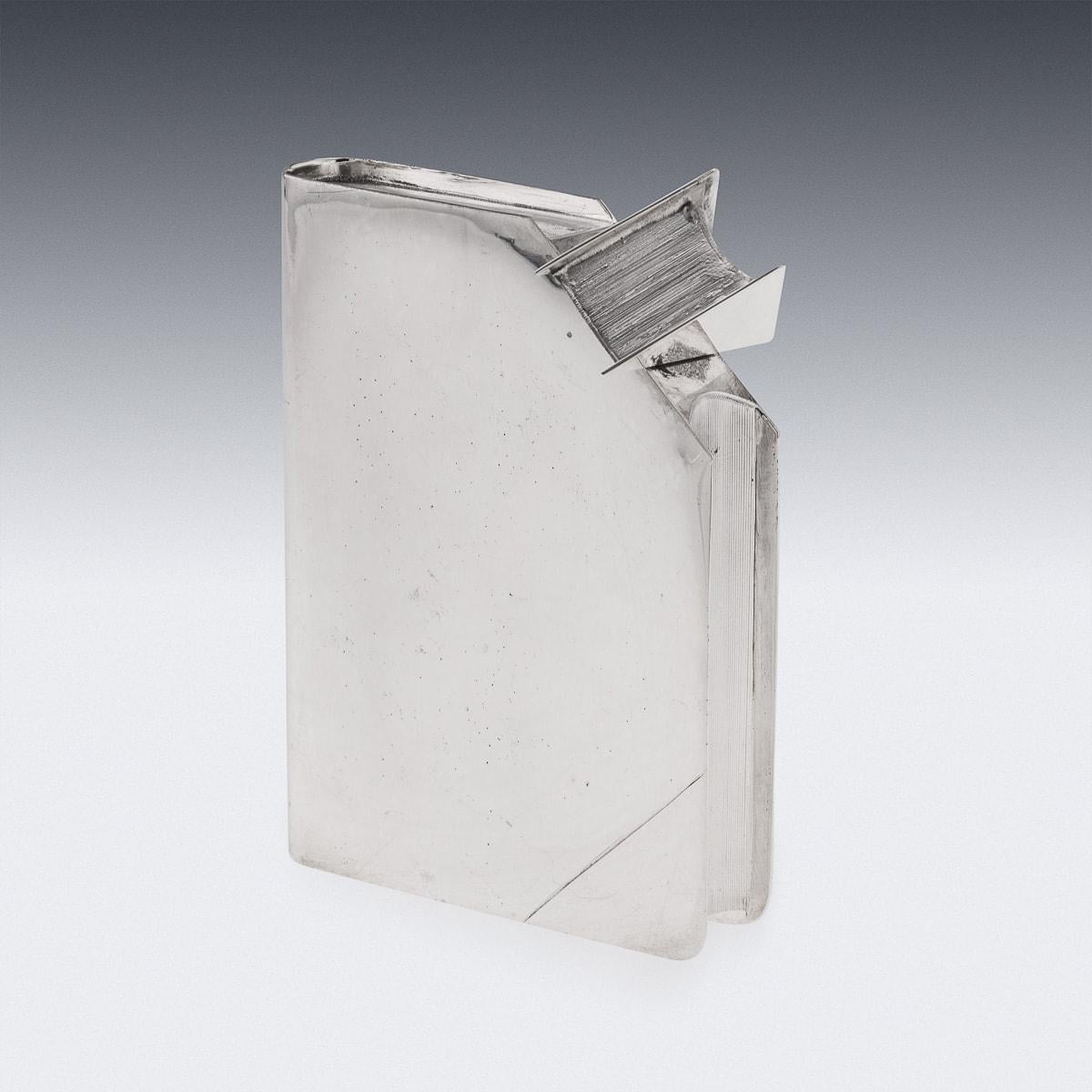 20th Century Novelty Silver Plated Book Shaped Hip Flask By Hermès, Paris In Good Condition In Royal Tunbridge Wells, Kent