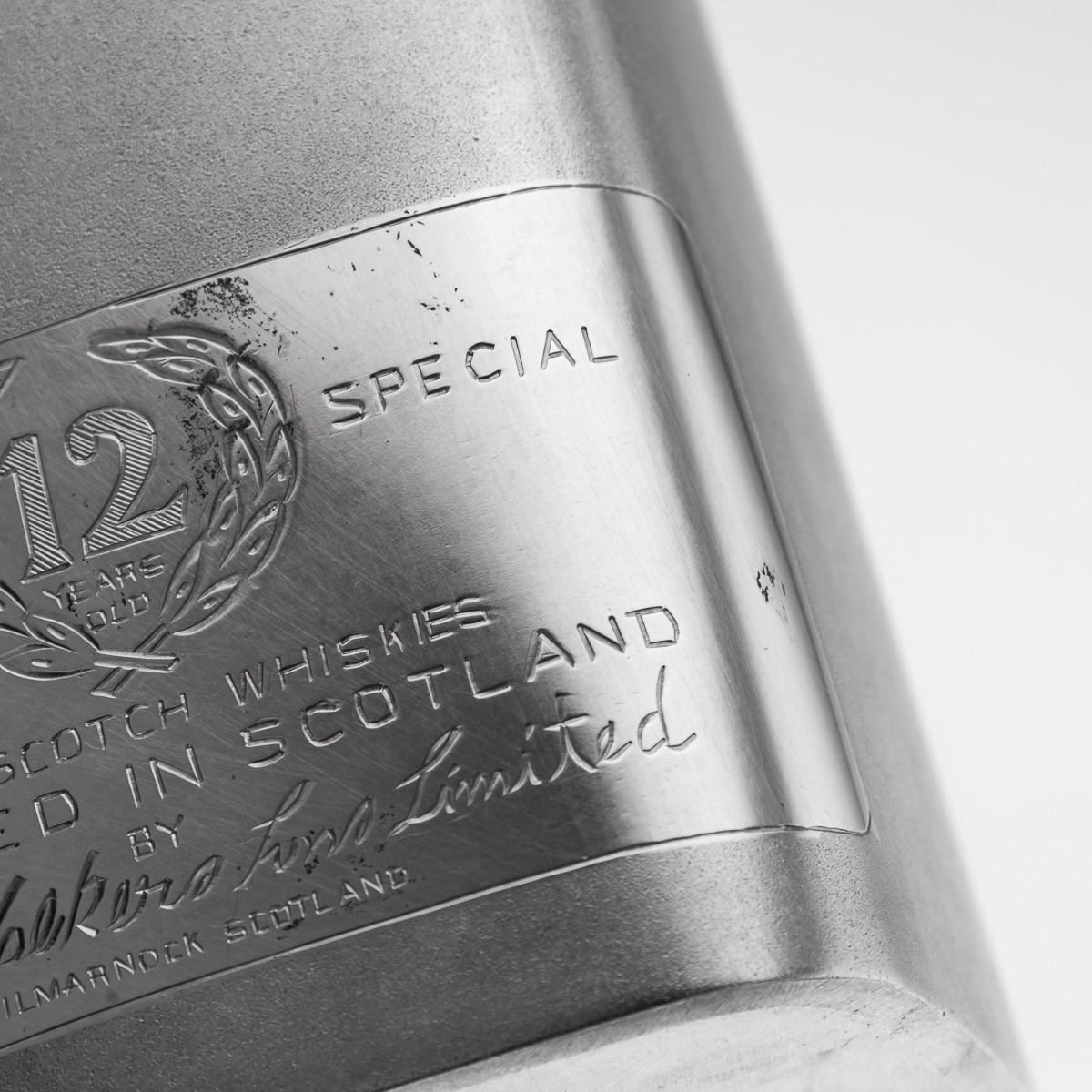 20. Jahrhundert Neuheit massivem Silber großen ein Liter Johnnie Walker Whisky-Flasche 14