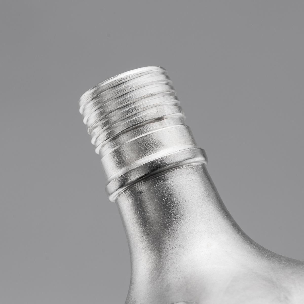 20. Jahrhundert Neuheit massivem Silber großen ein Liter Johnnie Walker Whisky-Flasche 4