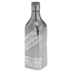 Roman du 20e siècle Petite bouteille de whisky Johnnie Walker en argent massif
