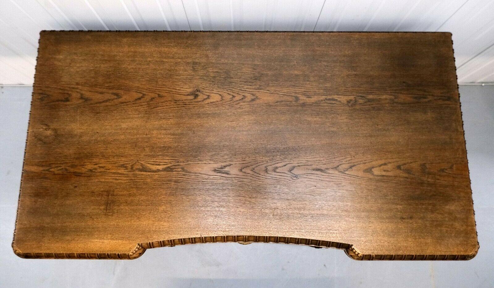 20th Century Oak Desk with Grapes and Vine Leaves Carvings & Sliding Shelves For Sale 7