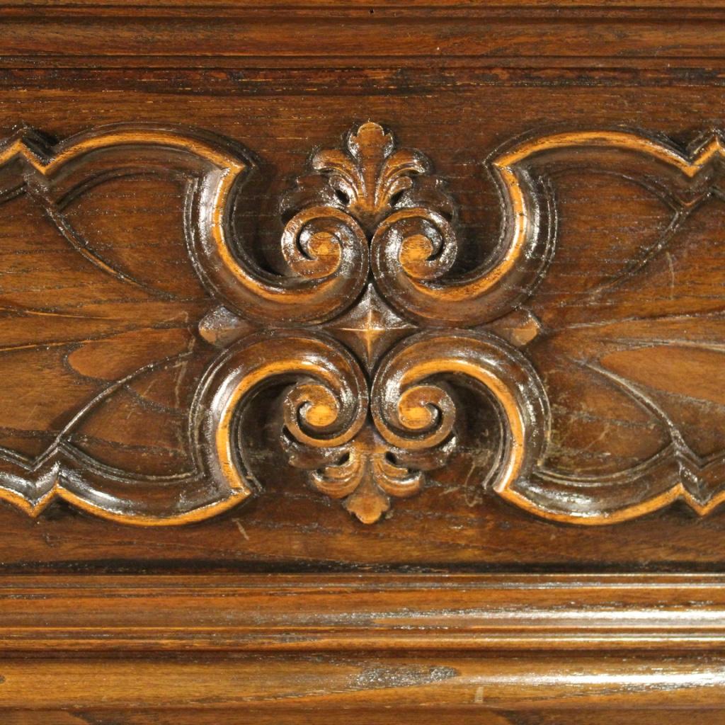 20th Century Oakwood French in Baroque Style Bookcase, 1960 In Good Condition For Sale In Vicoforte, Piedmont