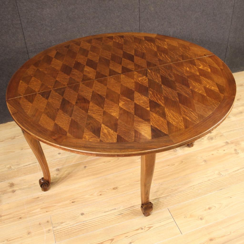 table Demilune française en bois de chêne du 20e siècle avec décorations géométriques, 1960 en vente 3